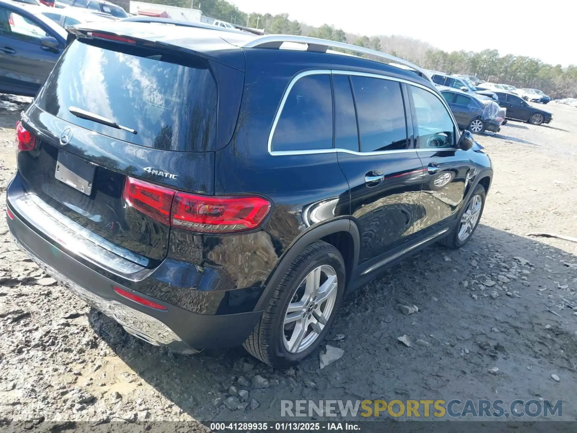 4 Photograph of a damaged car WDC4M4HB3LW006986 MERCEDES-BENZ GLB 250 2020