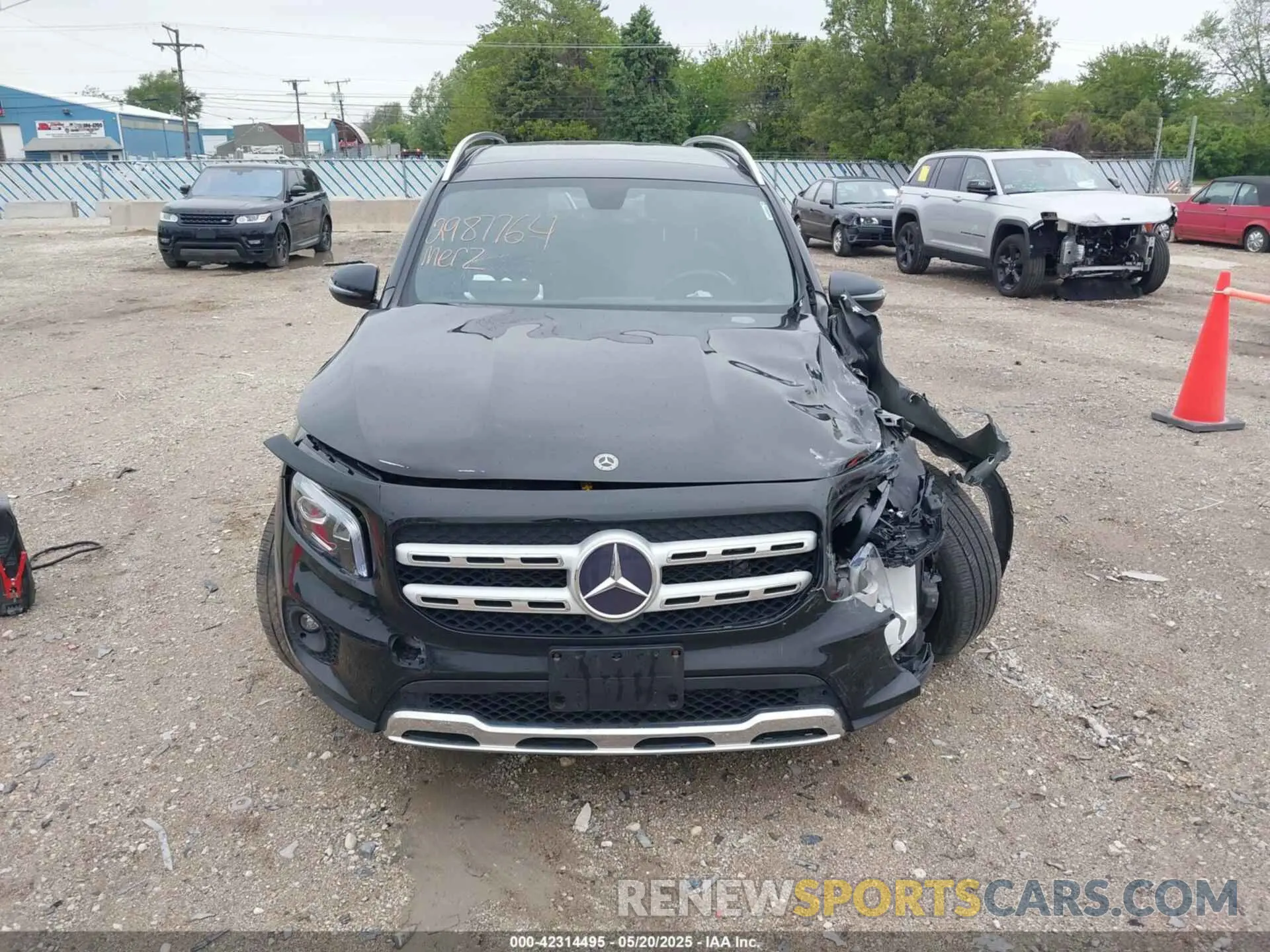 11 Photograph of a damaged car WDC4M4HB5LW003071 MERCEDES-BENZ GLB 250 2020