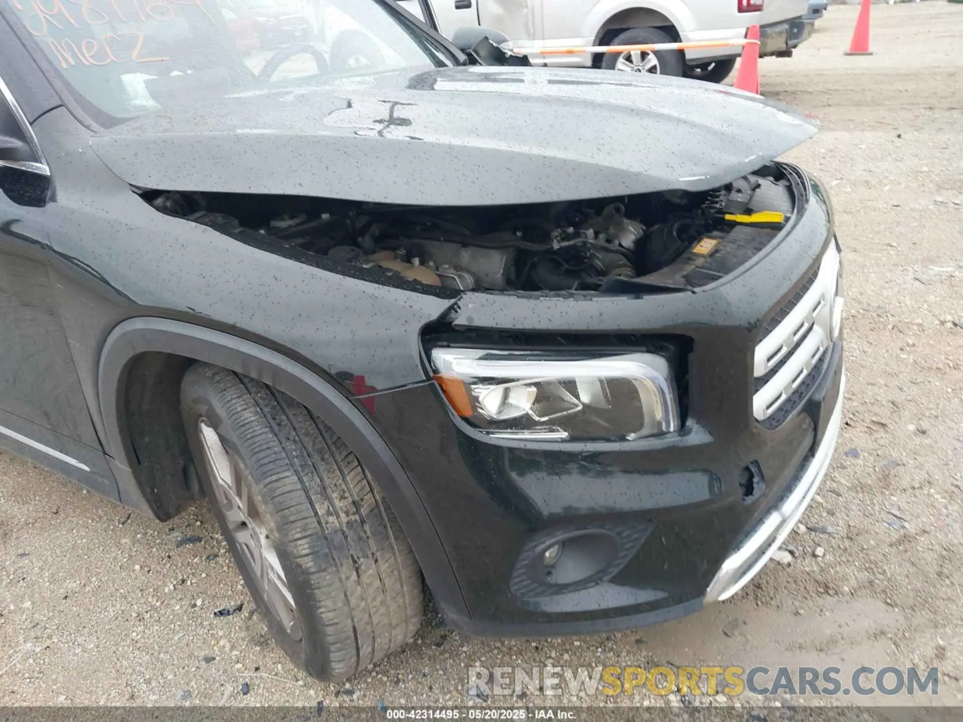 17 Photograph of a damaged car WDC4M4HB5LW003071 MERCEDES-BENZ GLB 250 2020