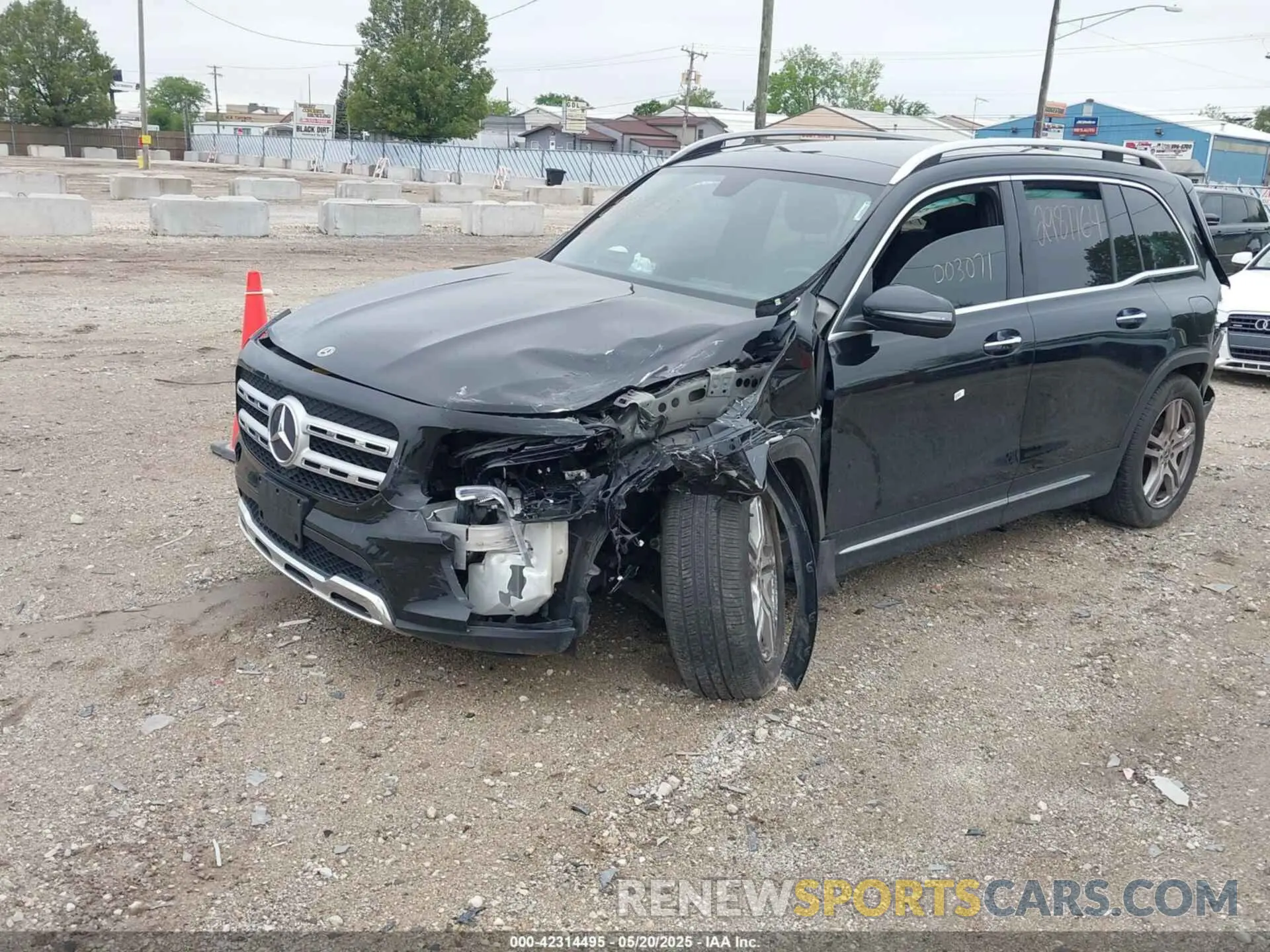 2 Photograph of a damaged car WDC4M4HB5LW003071 MERCEDES-BENZ GLB 250 2020
