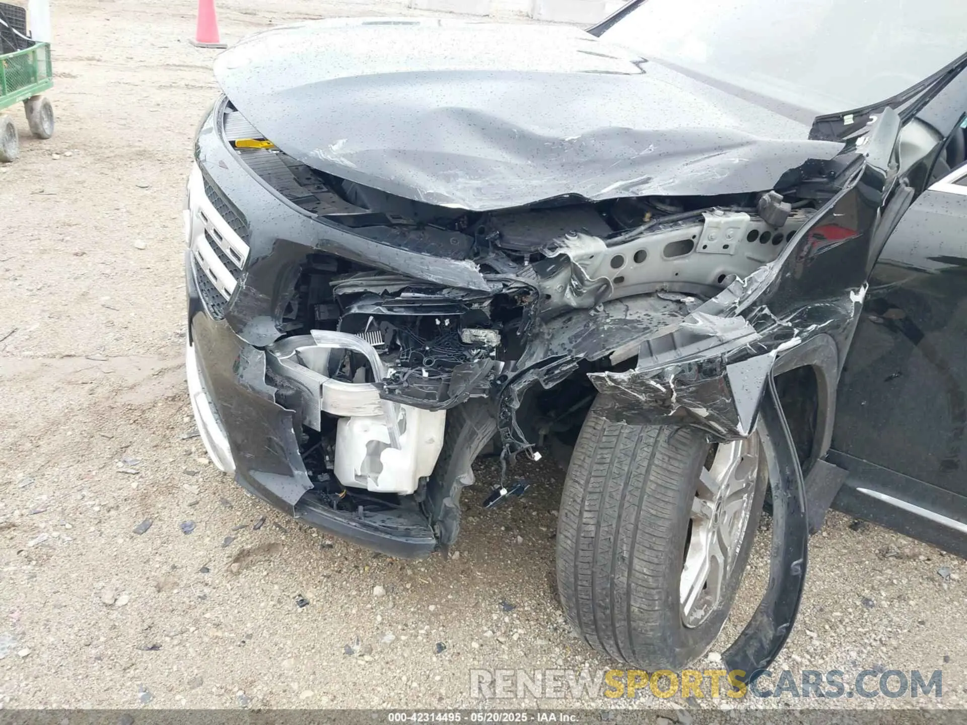 6 Photograph of a damaged car WDC4M4HB5LW003071 MERCEDES-BENZ GLB 250 2020
