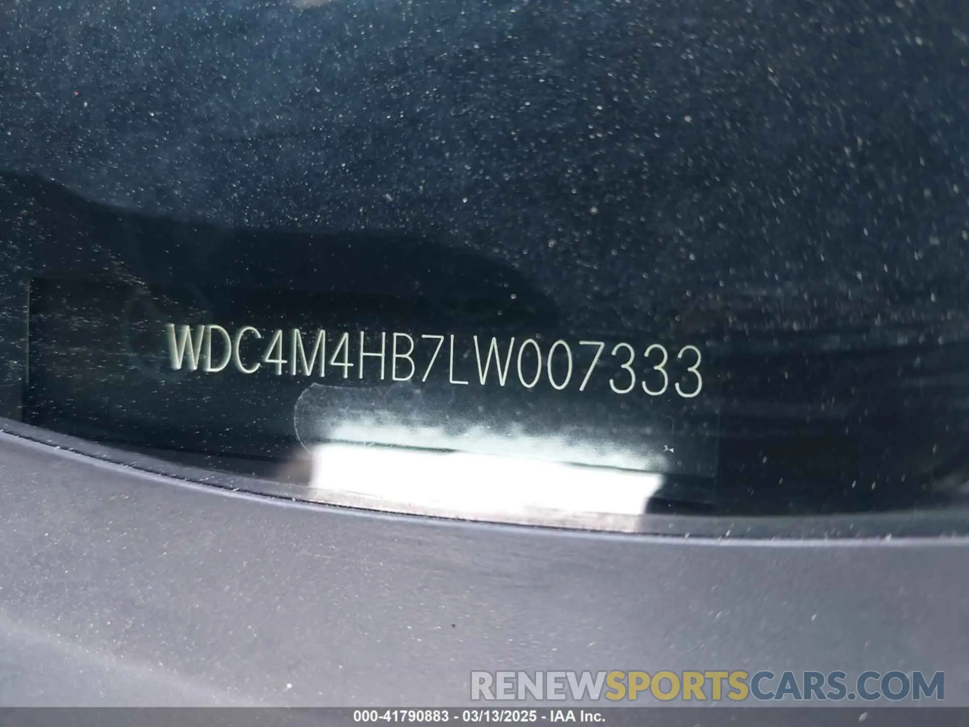 9 Photograph of a damaged car WDC4M4HB7LW007333 MERCEDES-BENZ GLB 250 2020