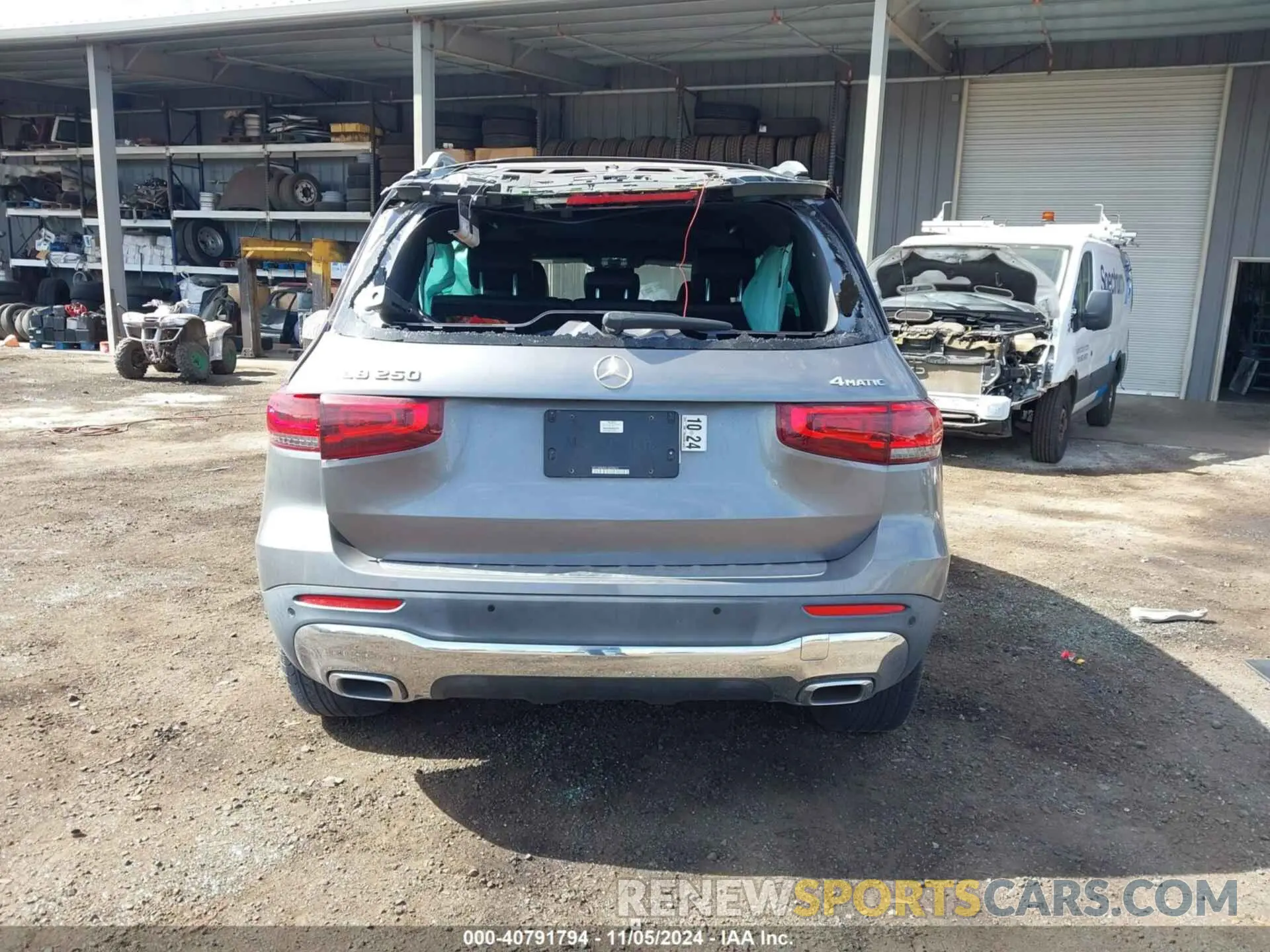 16 Photograph of a damaged car WDC4M4HB9LW009813 MERCEDES-BENZ GLB 250 2020