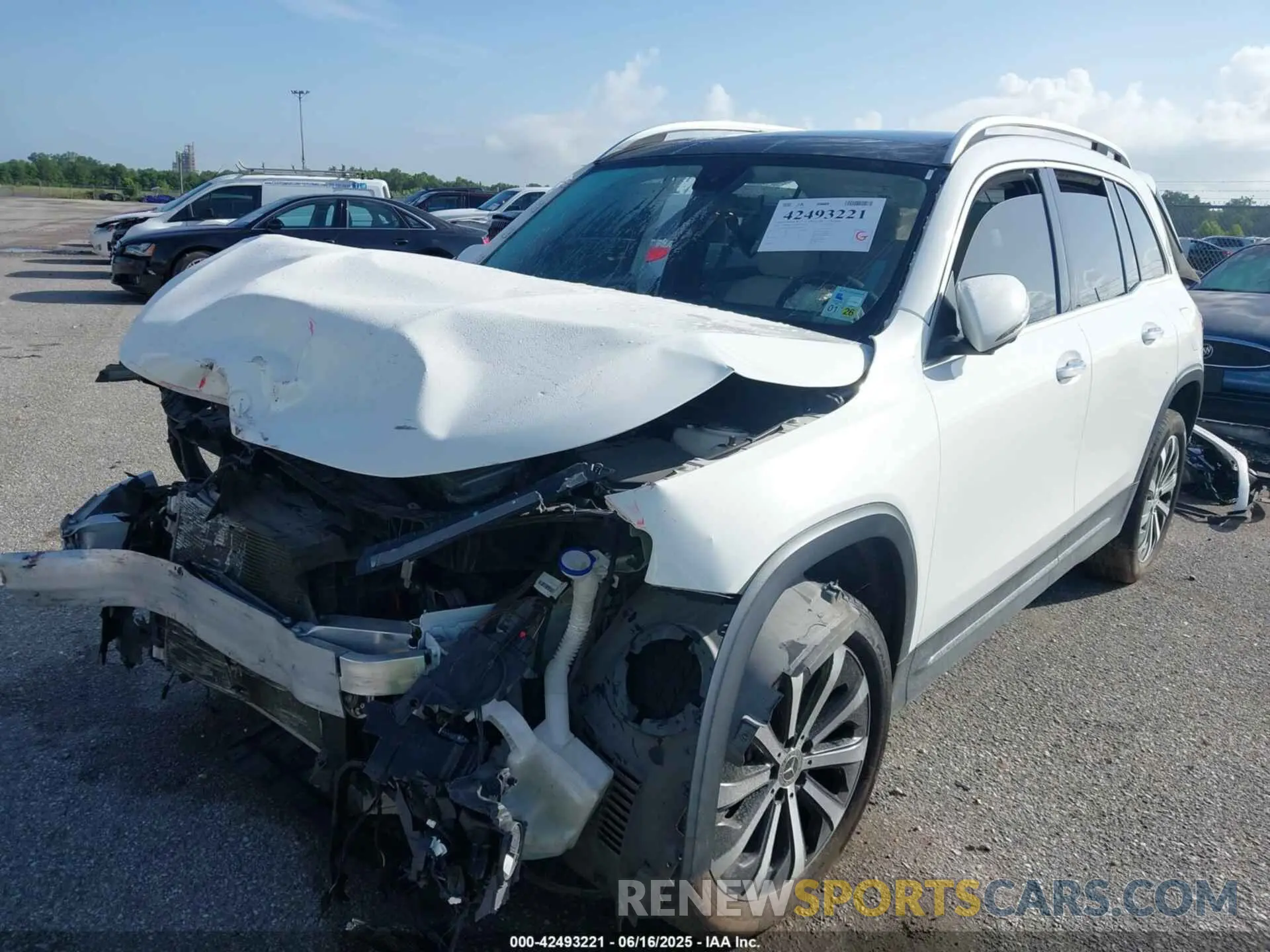 2 Photograph of a damaged car W1N4M4GB3MW101419 MERCEDES-BENZ GLB 250 2021