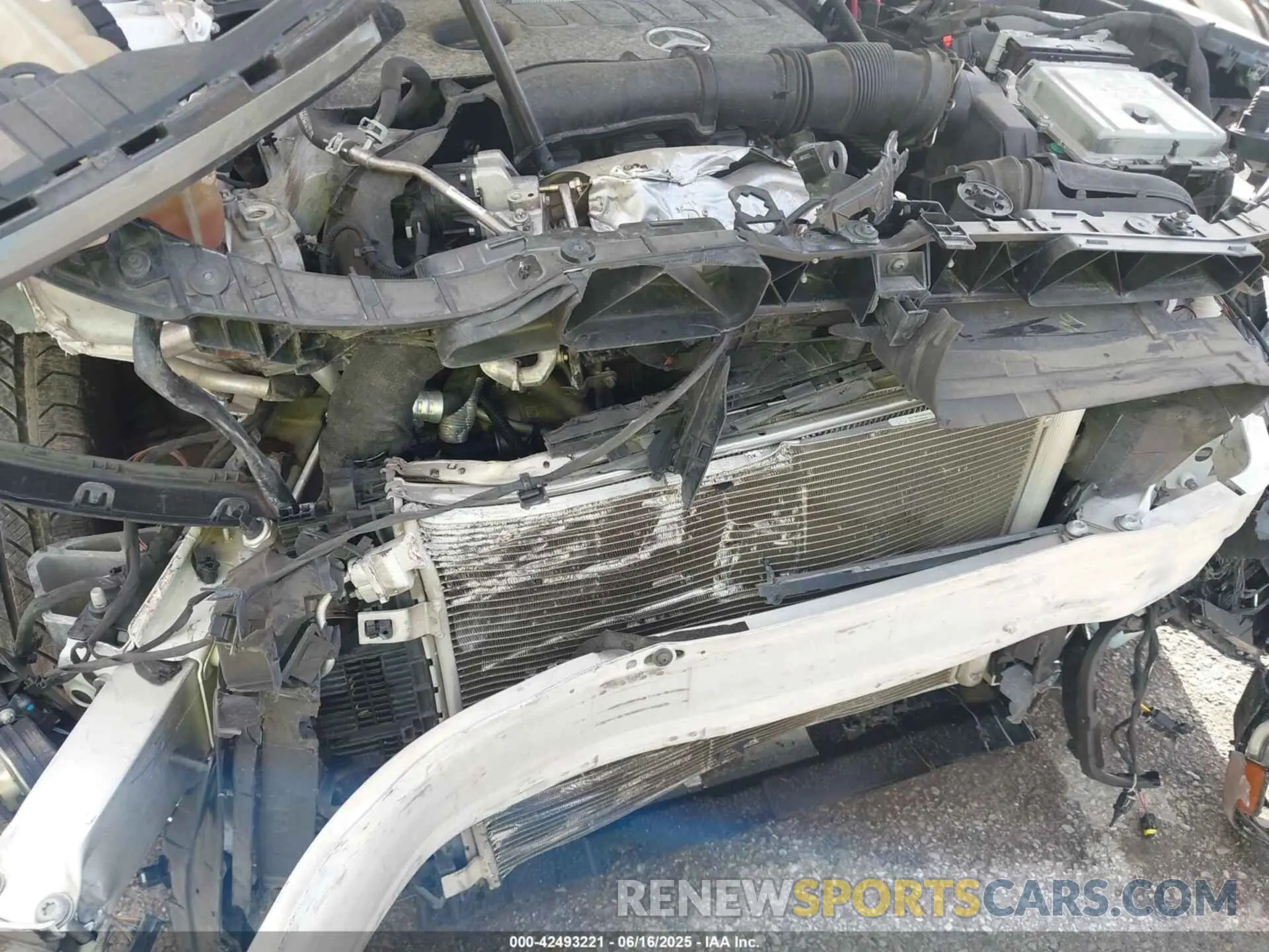 6 Photograph of a damaged car W1N4M4GB3MW101419 MERCEDES-BENZ GLB 250 2021