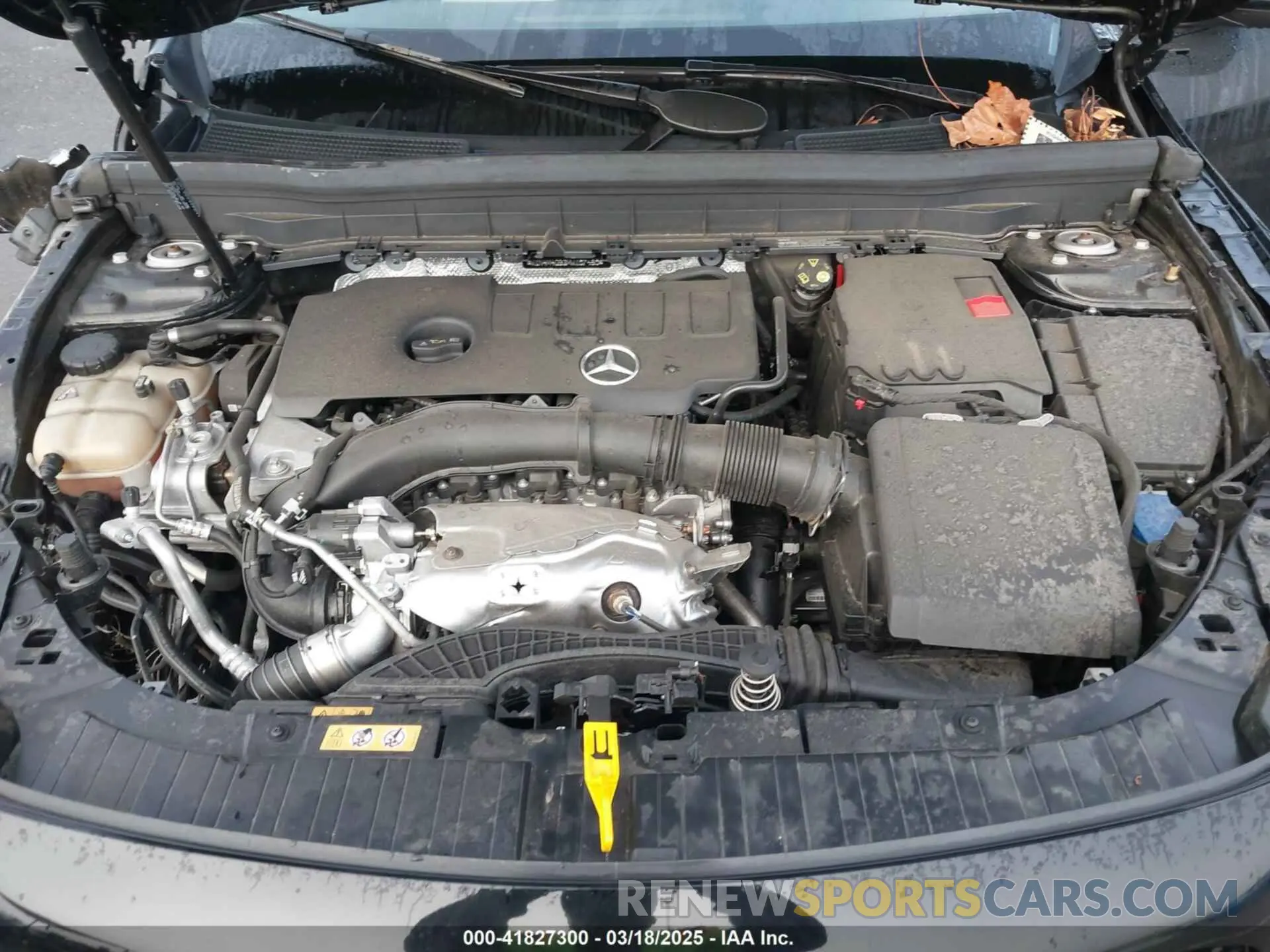 10 Photograph of a damaged car W1N4M4GB3MW107480 MERCEDES-BENZ GLB 250 2021