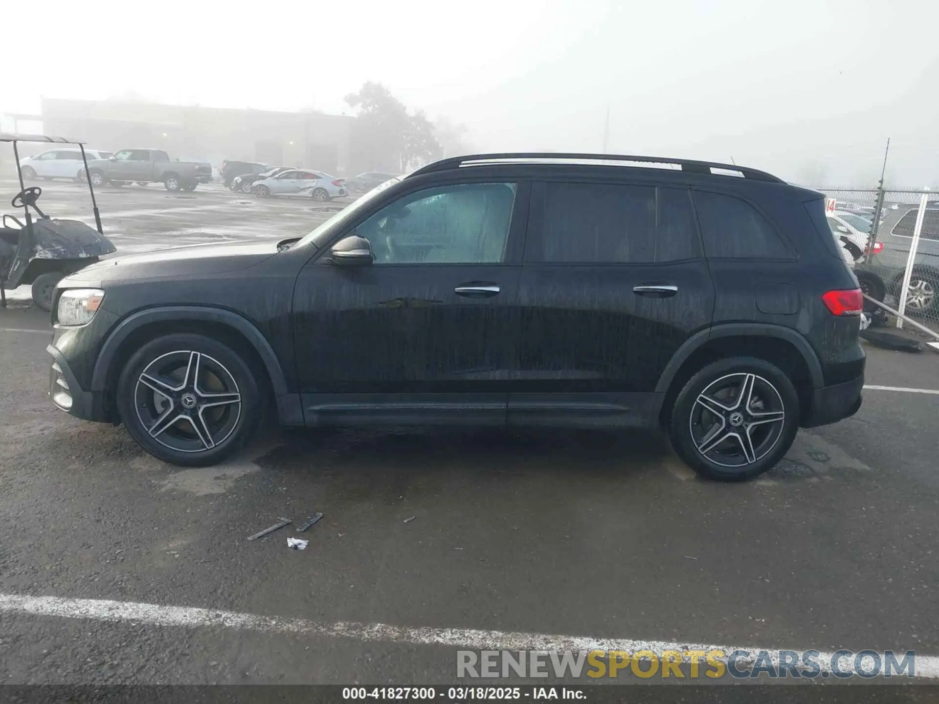 14 Photograph of a damaged car W1N4M4GB3MW107480 MERCEDES-BENZ GLB 250 2021