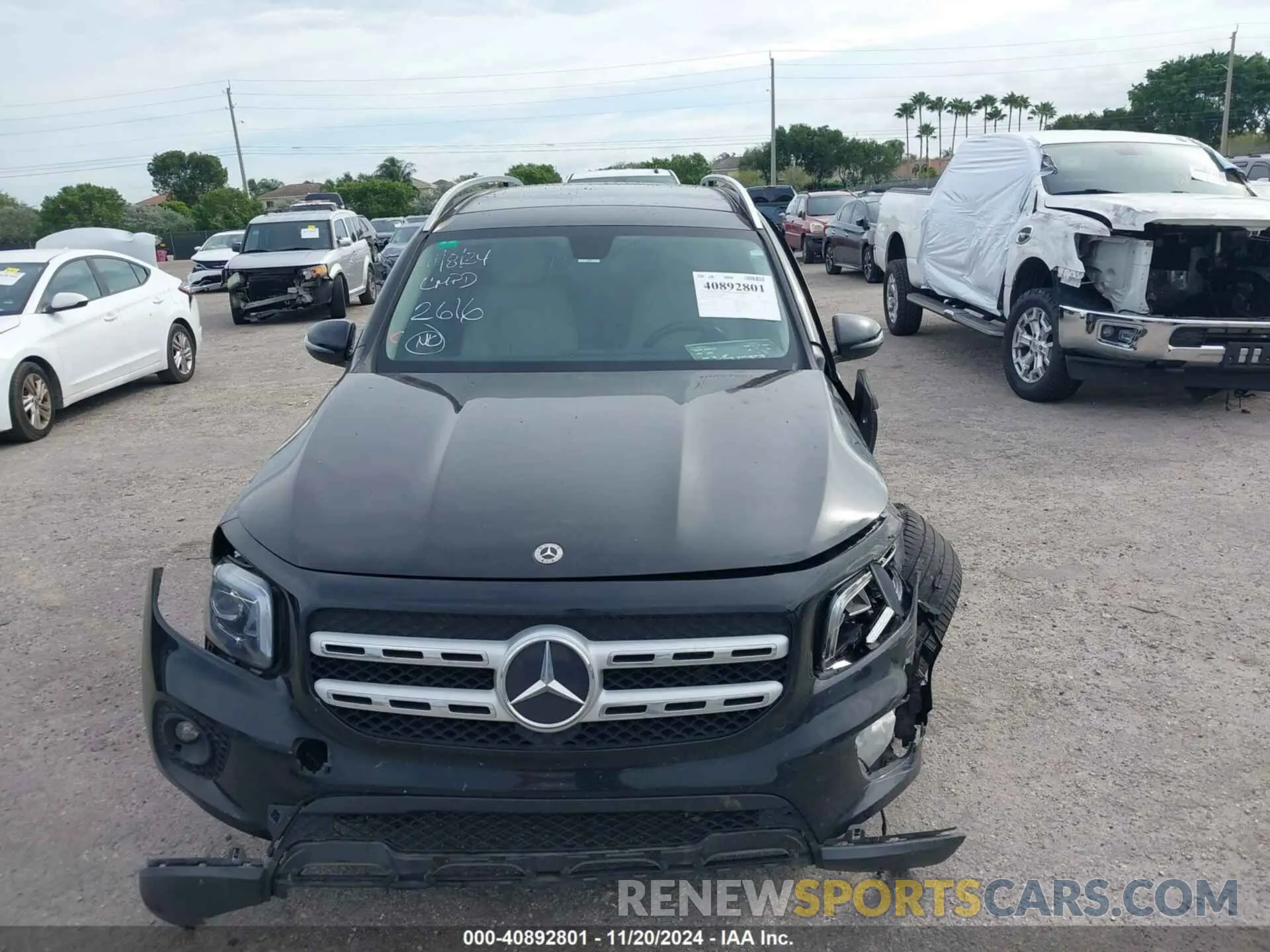 12 Photograph of a damaged car W1N4M4GB5MW102619 MERCEDES-BENZ GLB 250 2021