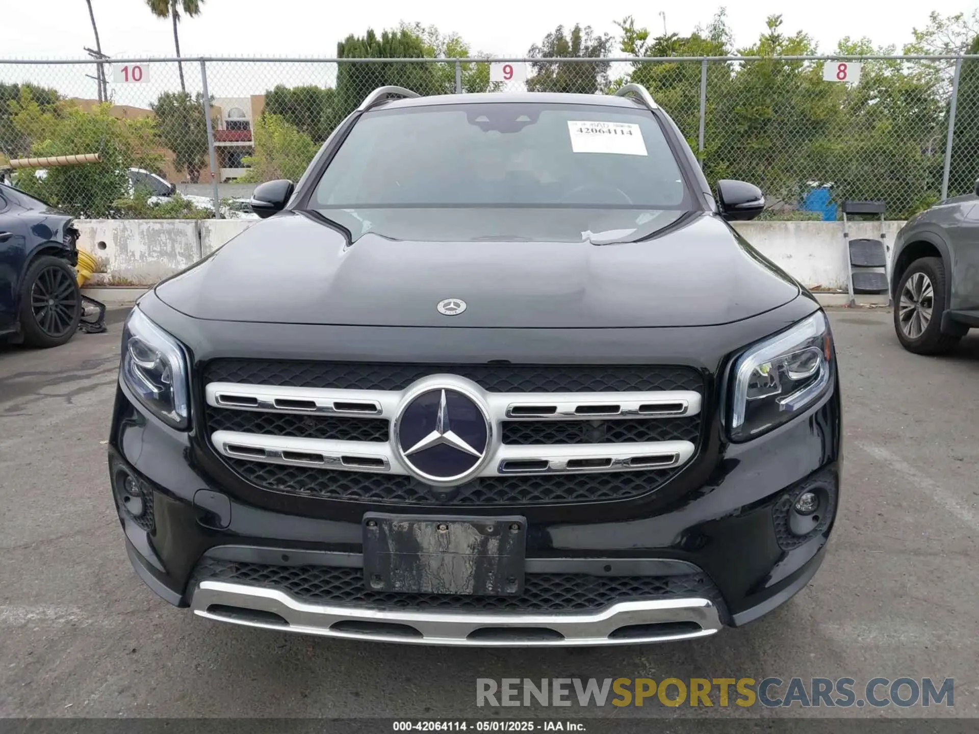 12 Photograph of a damaged car W1N4M4GB7MW101181 MERCEDES-BENZ GLB 250 2021