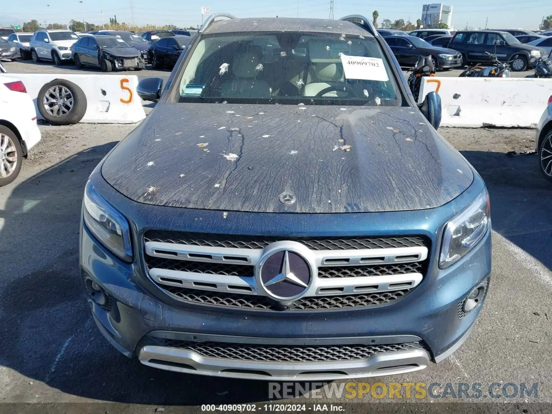 12 Photograph of a damaged car W1N4M4GB7MW144970 MERCEDES-BENZ GLB 250 2021