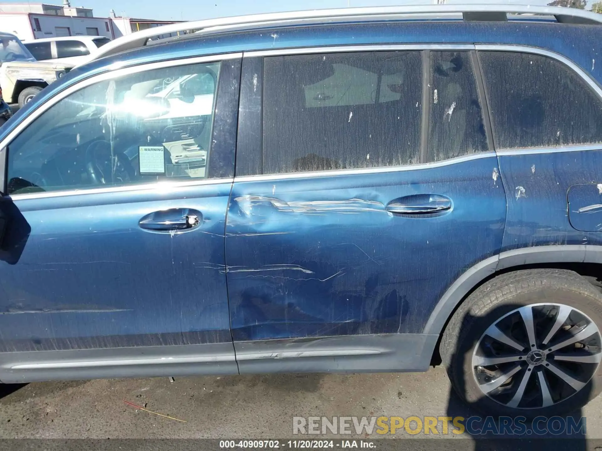 14 Photograph of a damaged car W1N4M4GB7MW144970 MERCEDES-BENZ GLB 250 2021