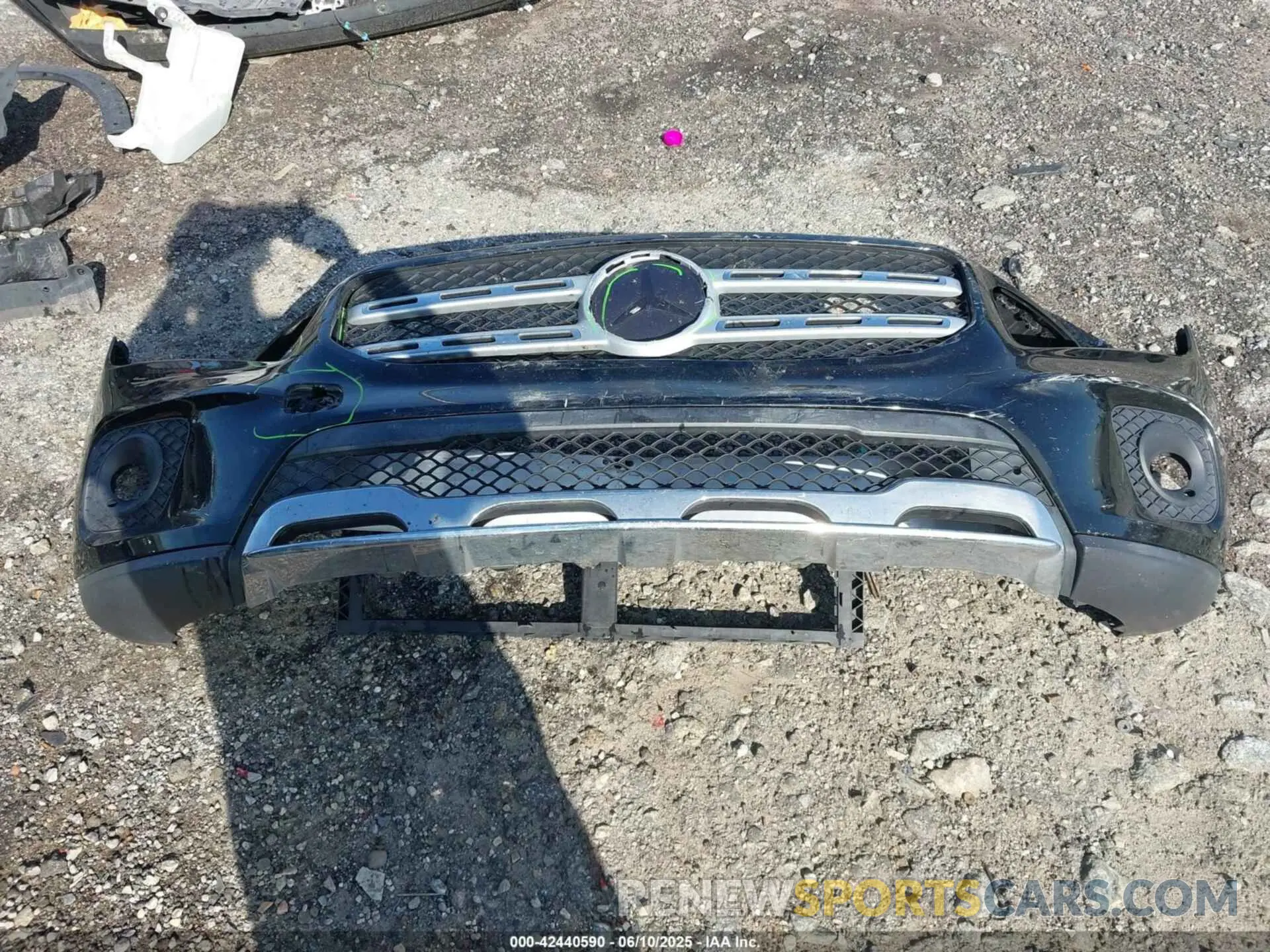 12 Photograph of a damaged car W1N4M4GB9MW108228 MERCEDES-BENZ GLB 250 2021