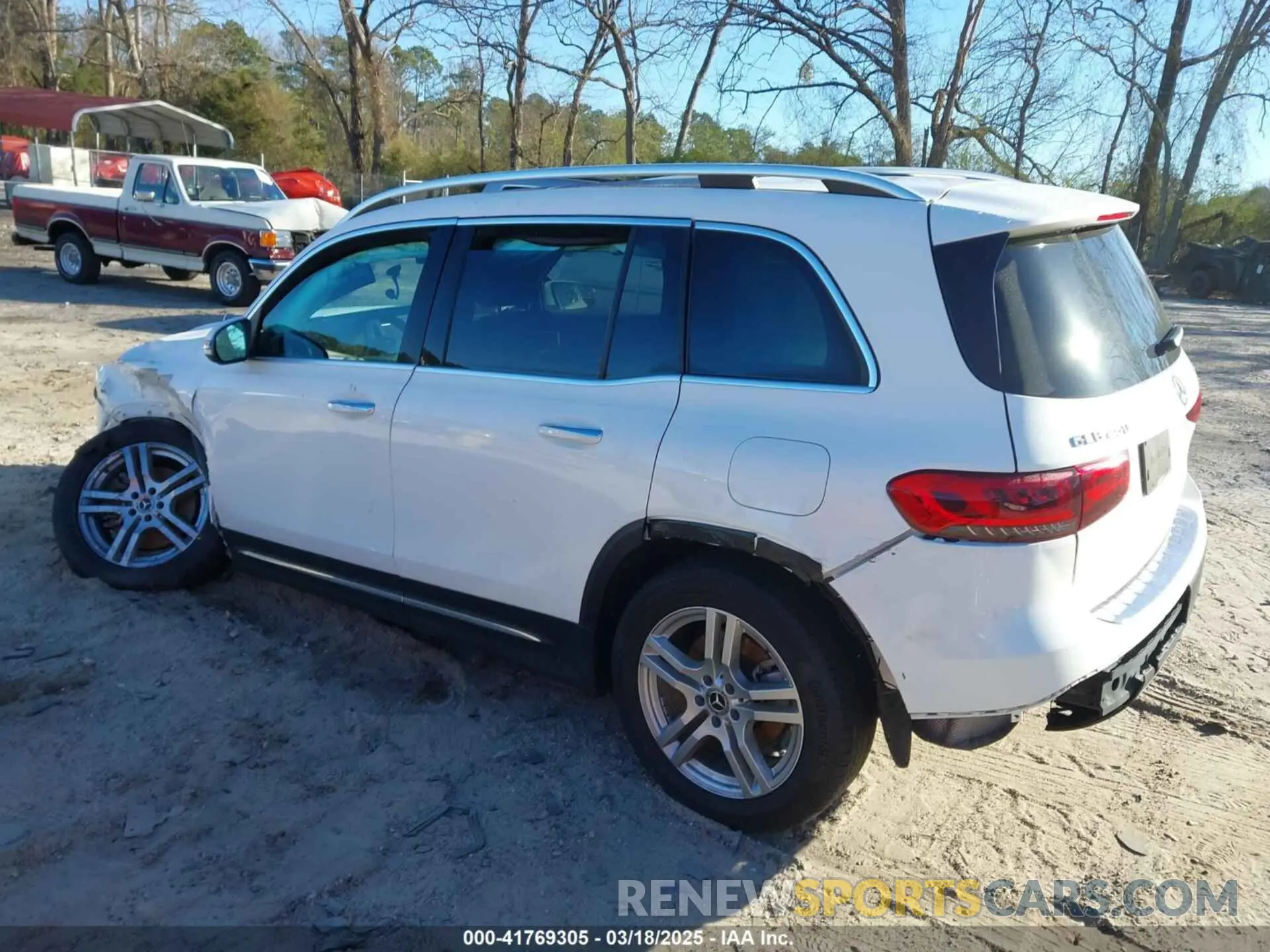 3 Photograph of a damaged car W1N4M4HB0MW123599 MERCEDES-BENZ GLB 250 2021