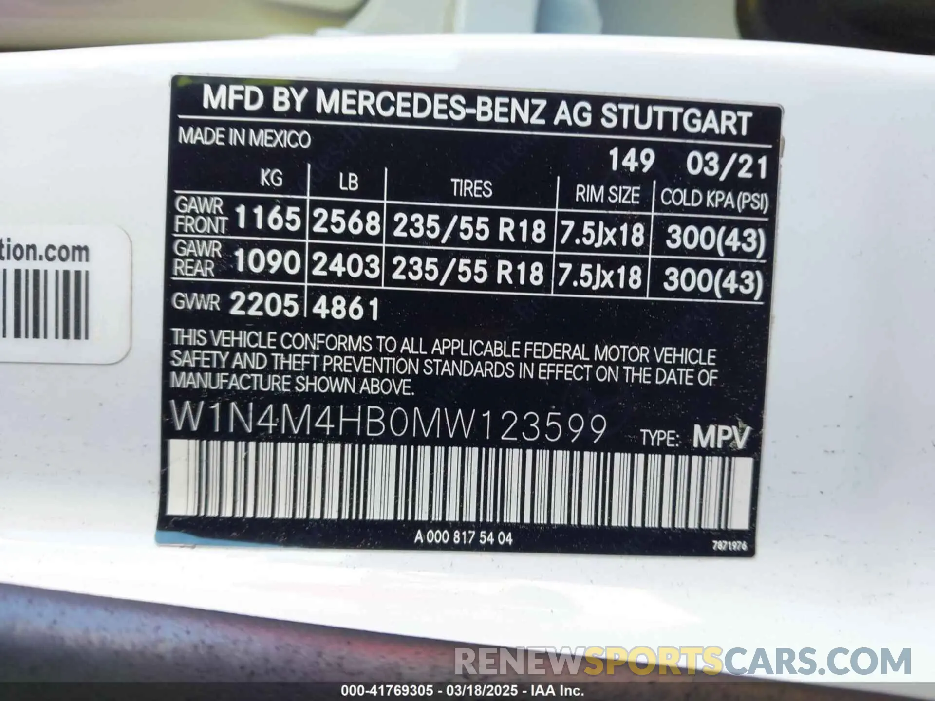 9 Photograph of a damaged car W1N4M4HB0MW123599 MERCEDES-BENZ GLB 250 2021