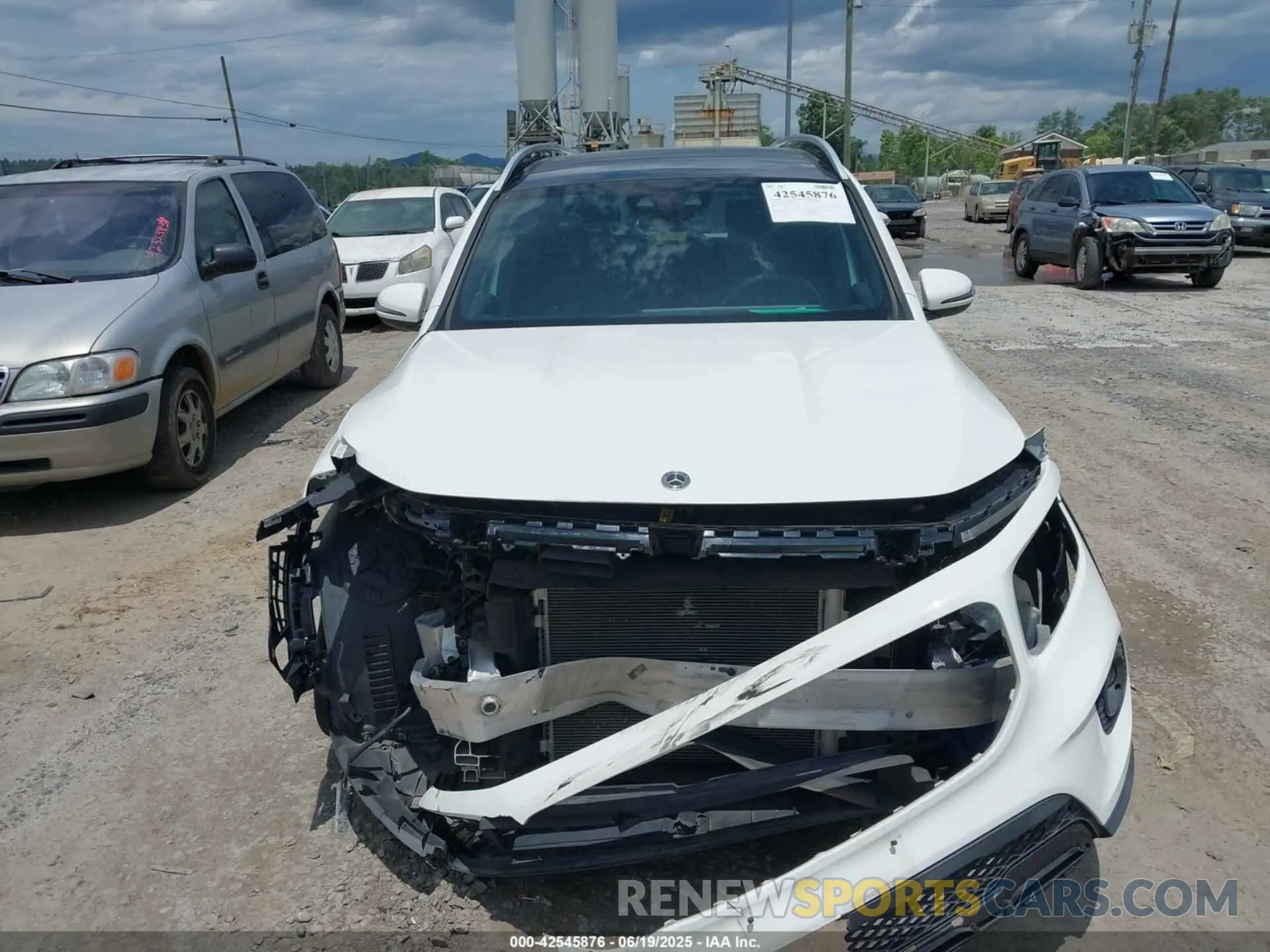 13 Photograph of a damaged car W1N4M4HB2MW091173 MERCEDES-BENZ GLB 250 2021