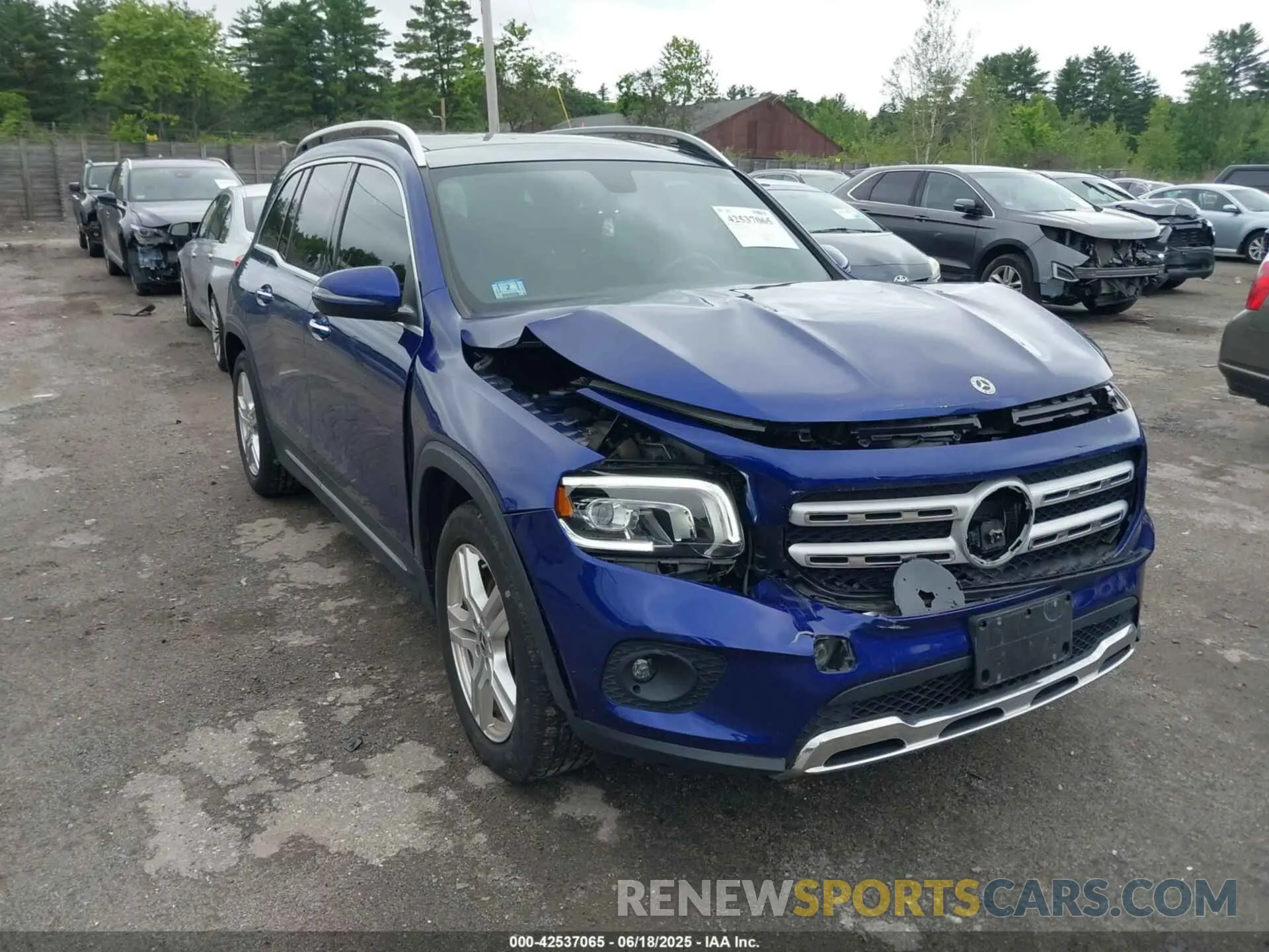 13 Photograph of a damaged car W1N4M4HB2MW107596 MERCEDES-BENZ GLB 250 2021