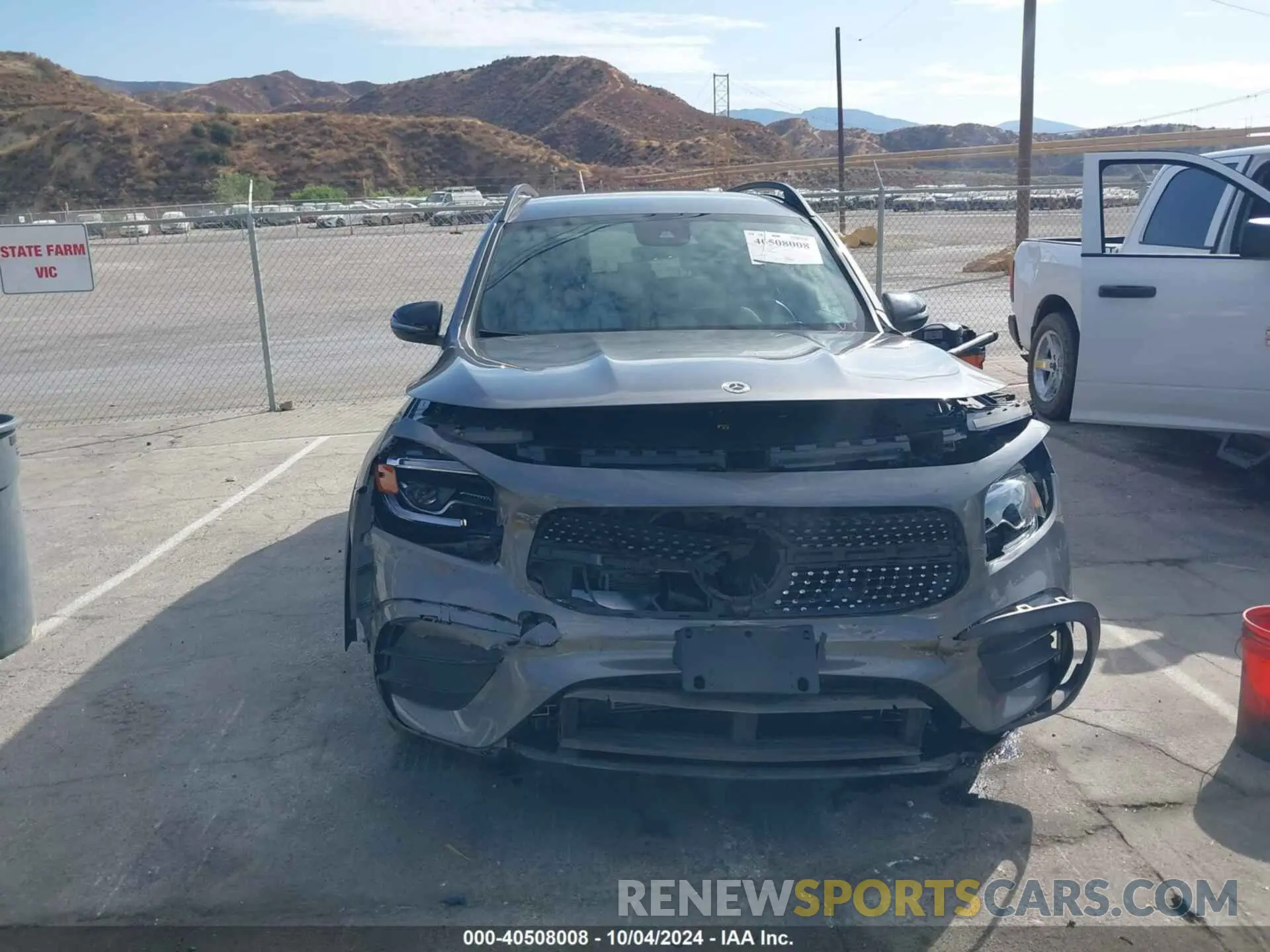 12 Photograph of a damaged car W1N4M4HB2MW112801 MERCEDES-BENZ GLB 250 2021