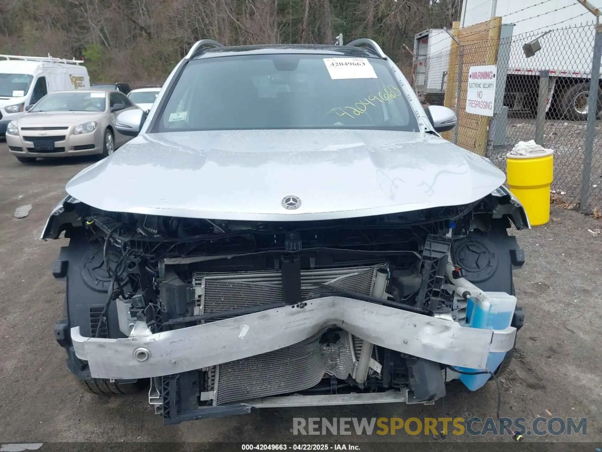 13 Photograph of a damaged car W1N4M4HB4MW087643 MERCEDES-BENZ GLB 250 2021