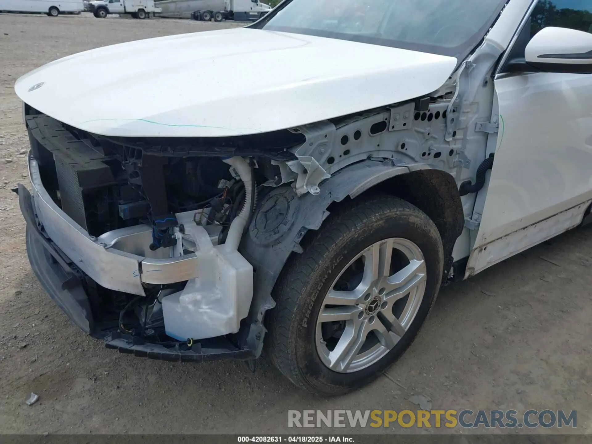 6 Photograph of a damaged car W1N4M4HB4MW101122 MERCEDES-BENZ GLB 250 2021