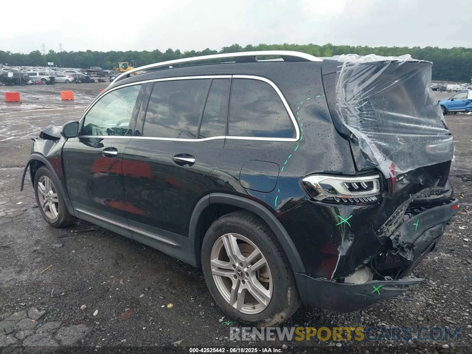 6 Photograph of a damaged car W1N4M4HB5MW161619 MERCEDES-BENZ GLB 250 2021
