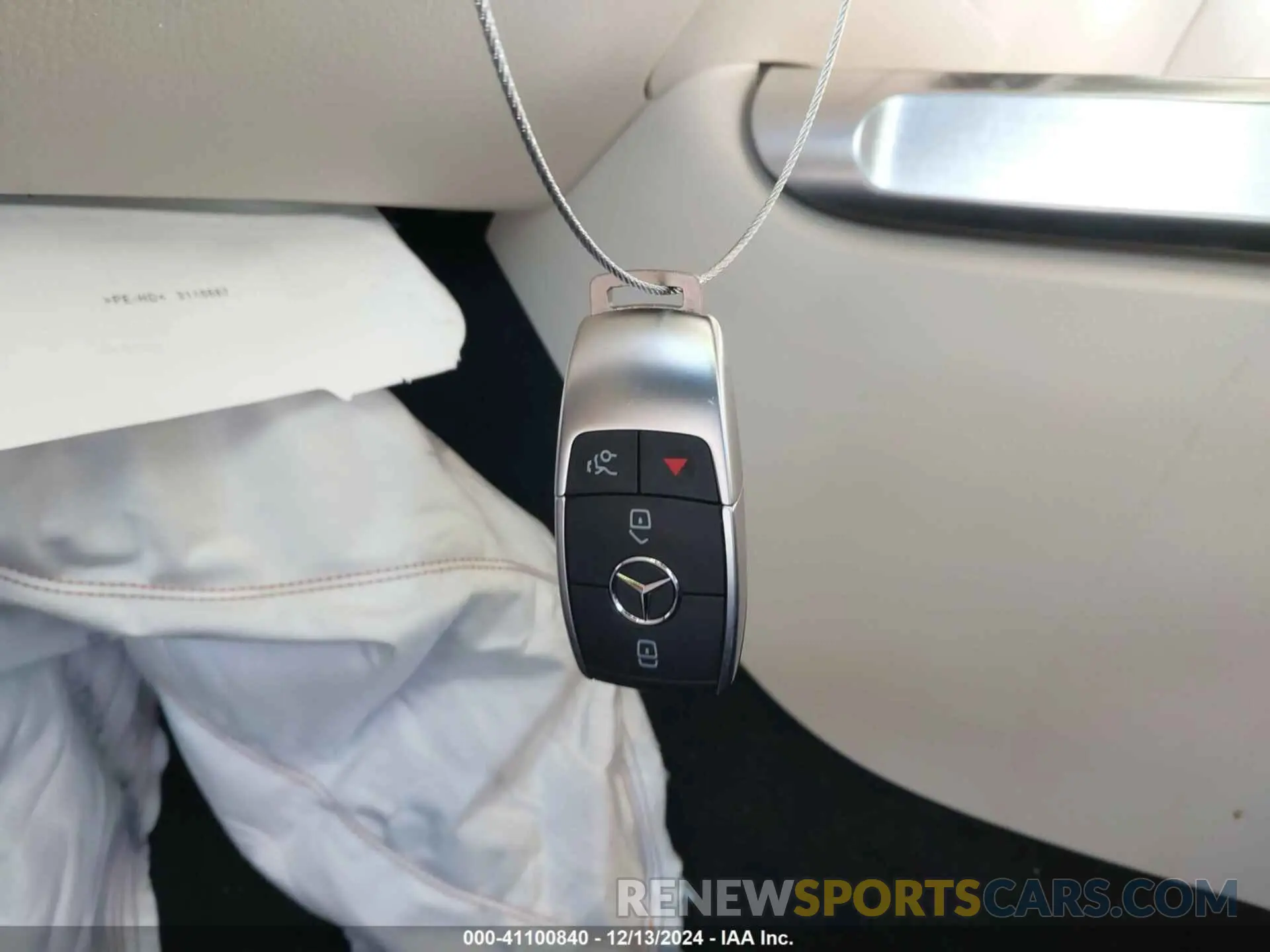 11 Photograph of a damaged car W1N4M4HB7MW089435 MERCEDES-BENZ GLB 250 2021