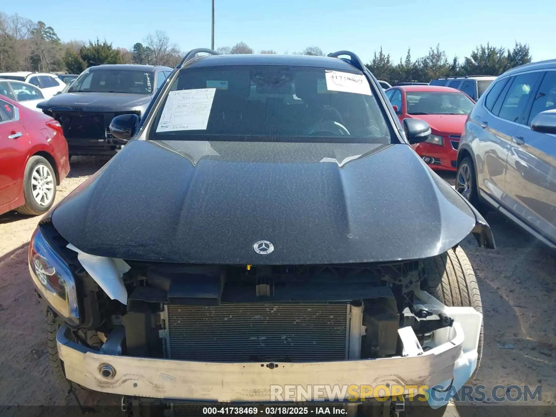 12 Photograph of a damaged car W1N4M4HB8MW115802 MERCEDES-BENZ GLB 250 2021