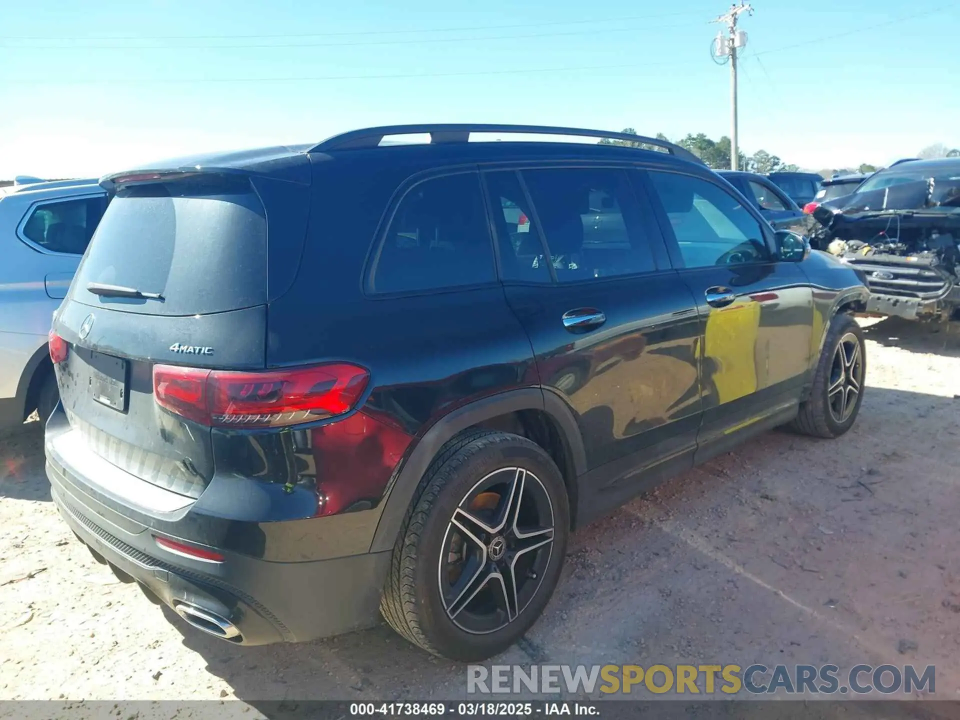 4 Photograph of a damaged car W1N4M4HB8MW115802 MERCEDES-BENZ GLB 250 2021