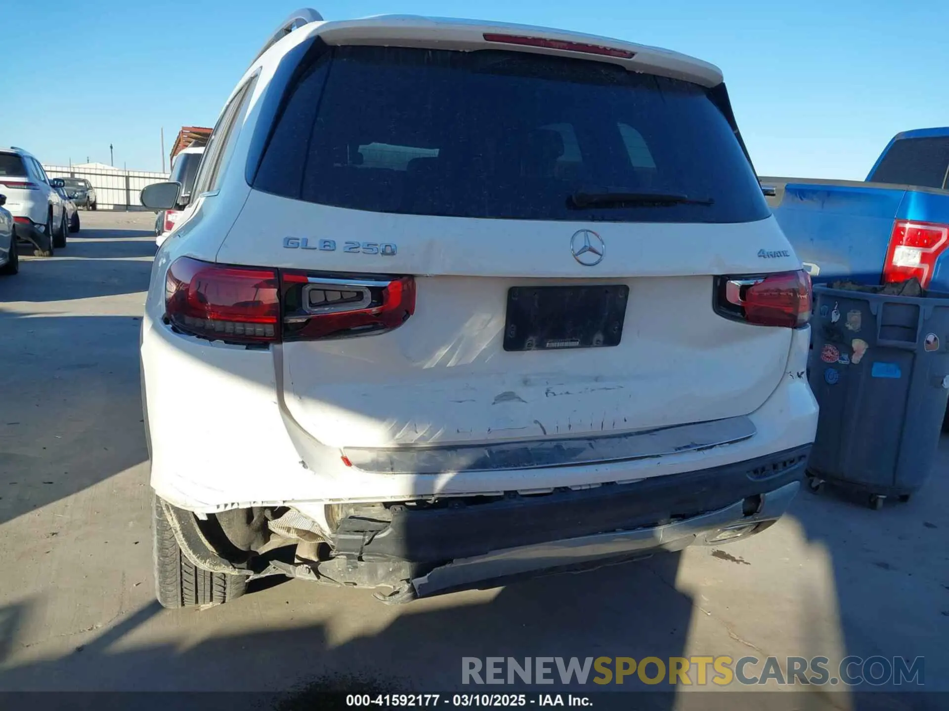 6 Photograph of a damaged car W1N4M4HBXMW099604 MERCEDES-BENZ GLB 250 2021