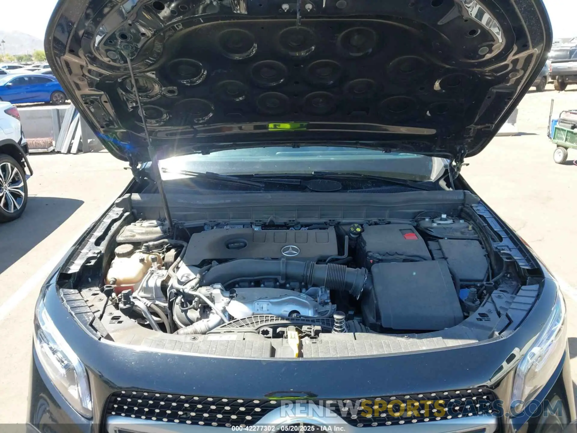 10 Photograph of a damaged car W1N4M4GB0NW184499 MERCEDES-BENZ GLB 250 2022