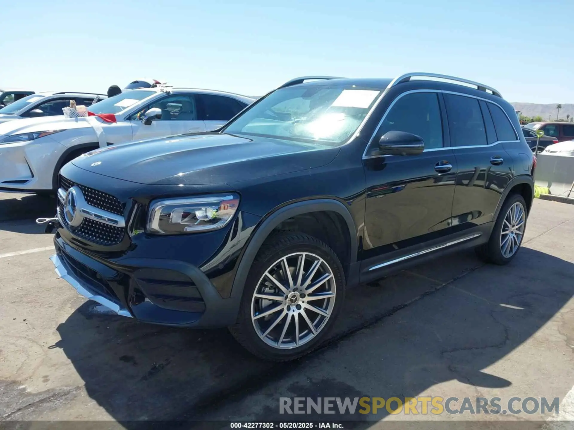 2 Photograph of a damaged car W1N4M4GB0NW184499 MERCEDES-BENZ GLB 250 2022