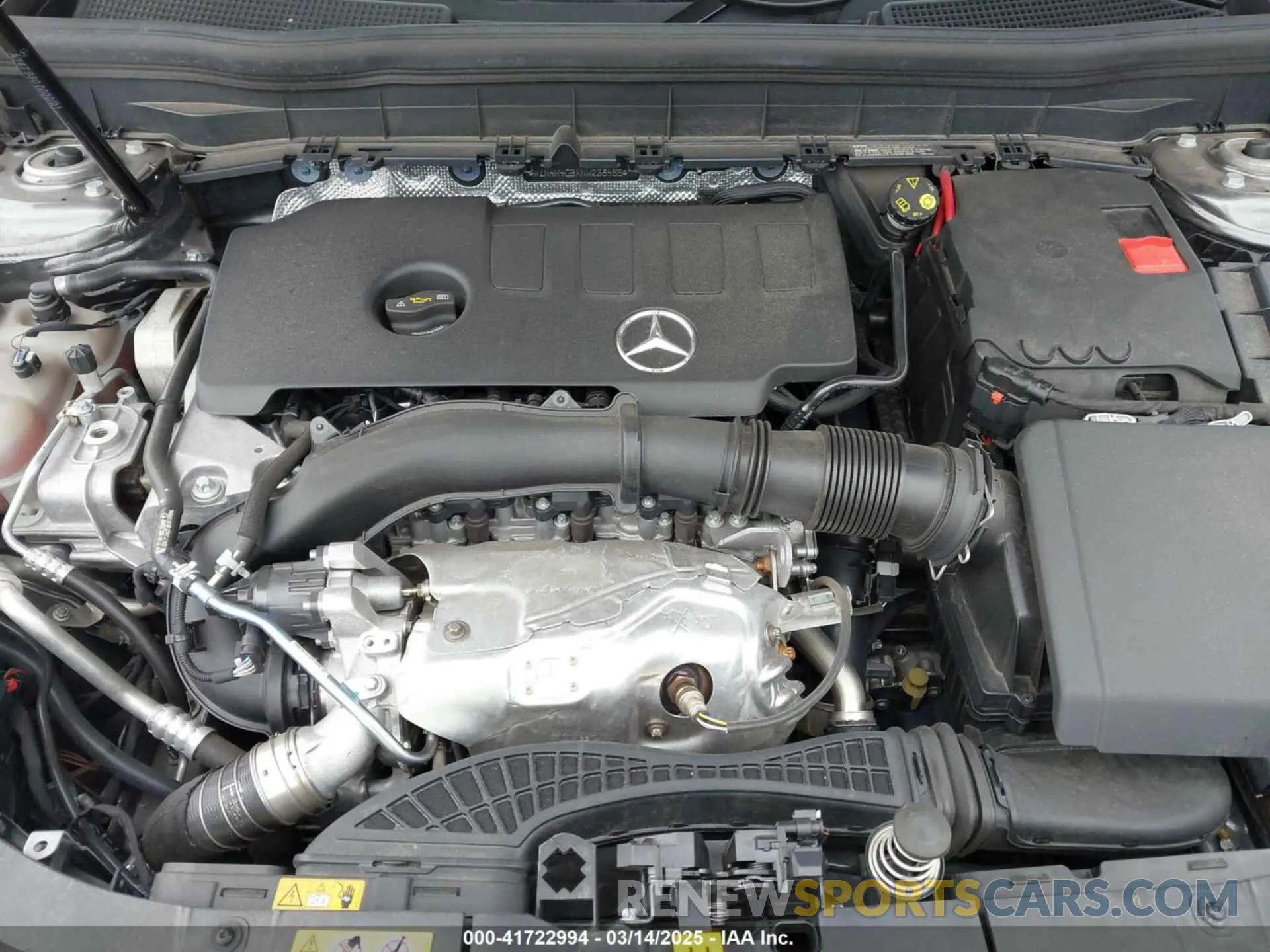 10 Photograph of a damaged car W1N4M4GBXNW238455 MERCEDES-BENZ GLB 250 2022