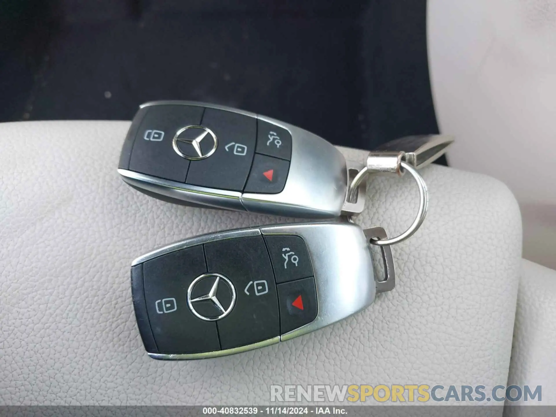 11 Photograph of a damaged car W1N4M4HB0NW234252 MERCEDES-BENZ GLB 250 2022