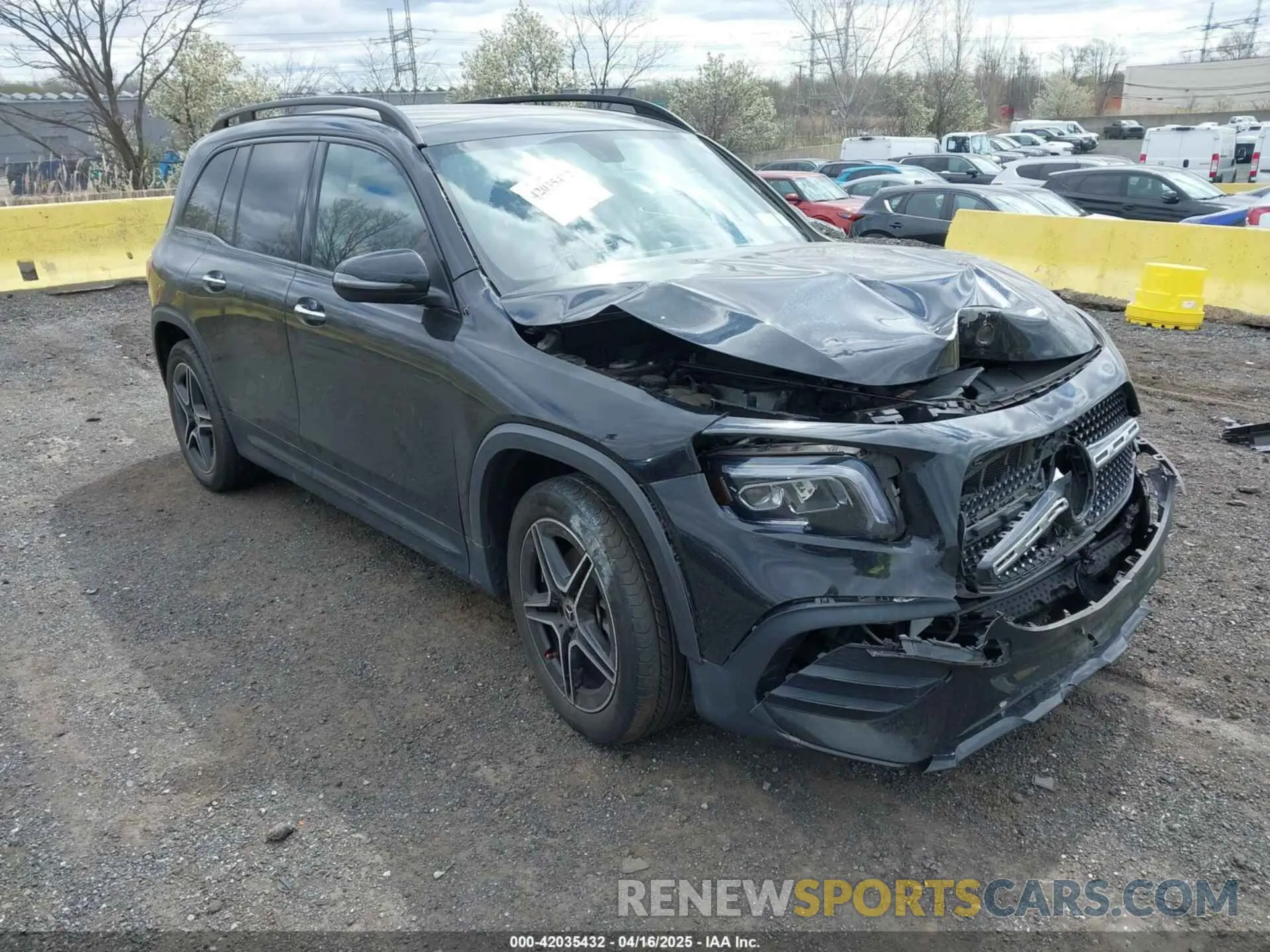 1 Photograph of a damaged car W1N4M4HB7NW184451 MERCEDES-BENZ GLB 250 2022