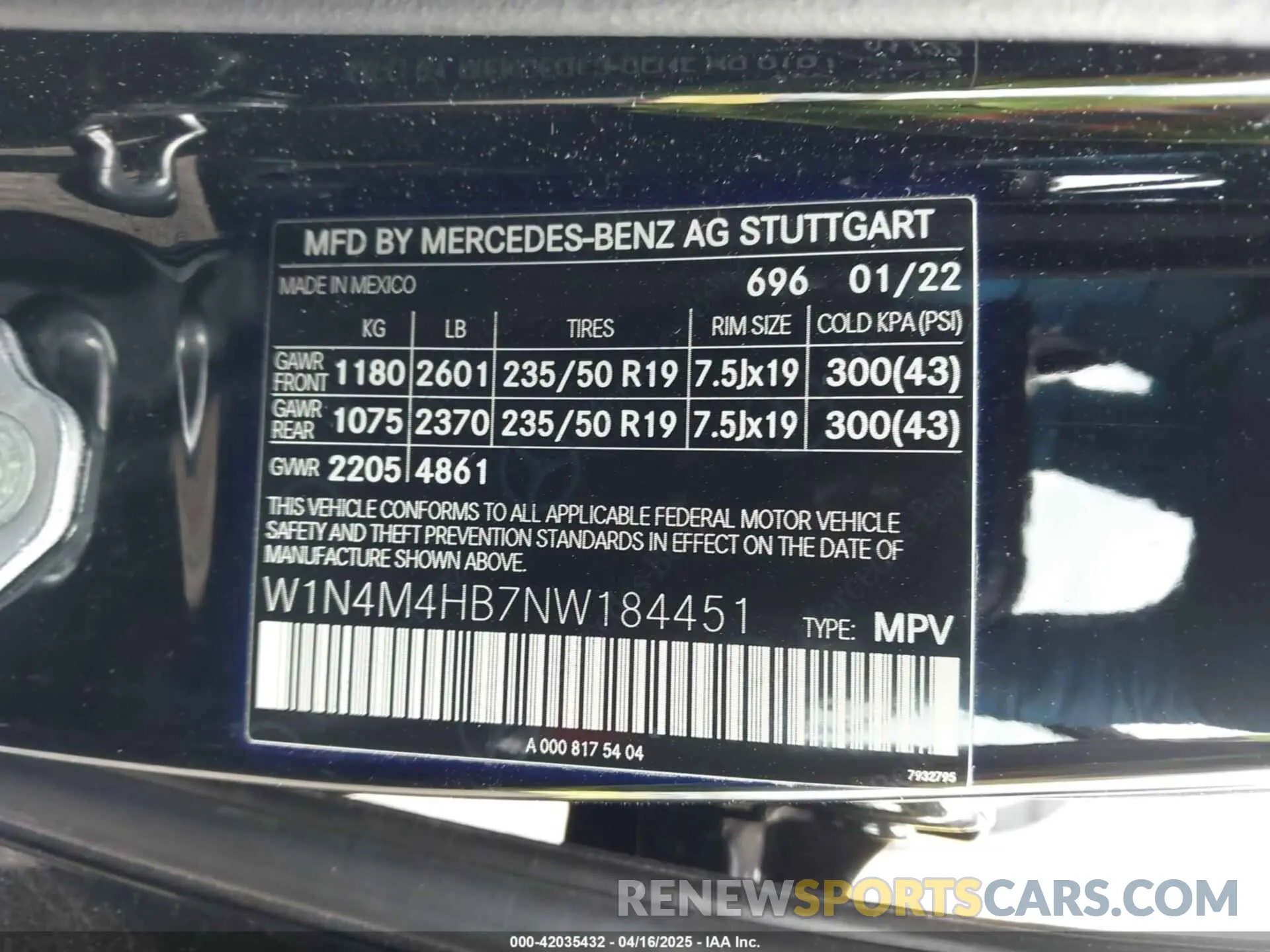 9 Photograph of a damaged car W1N4M4HB7NW184451 MERCEDES-BENZ GLB 250 2022