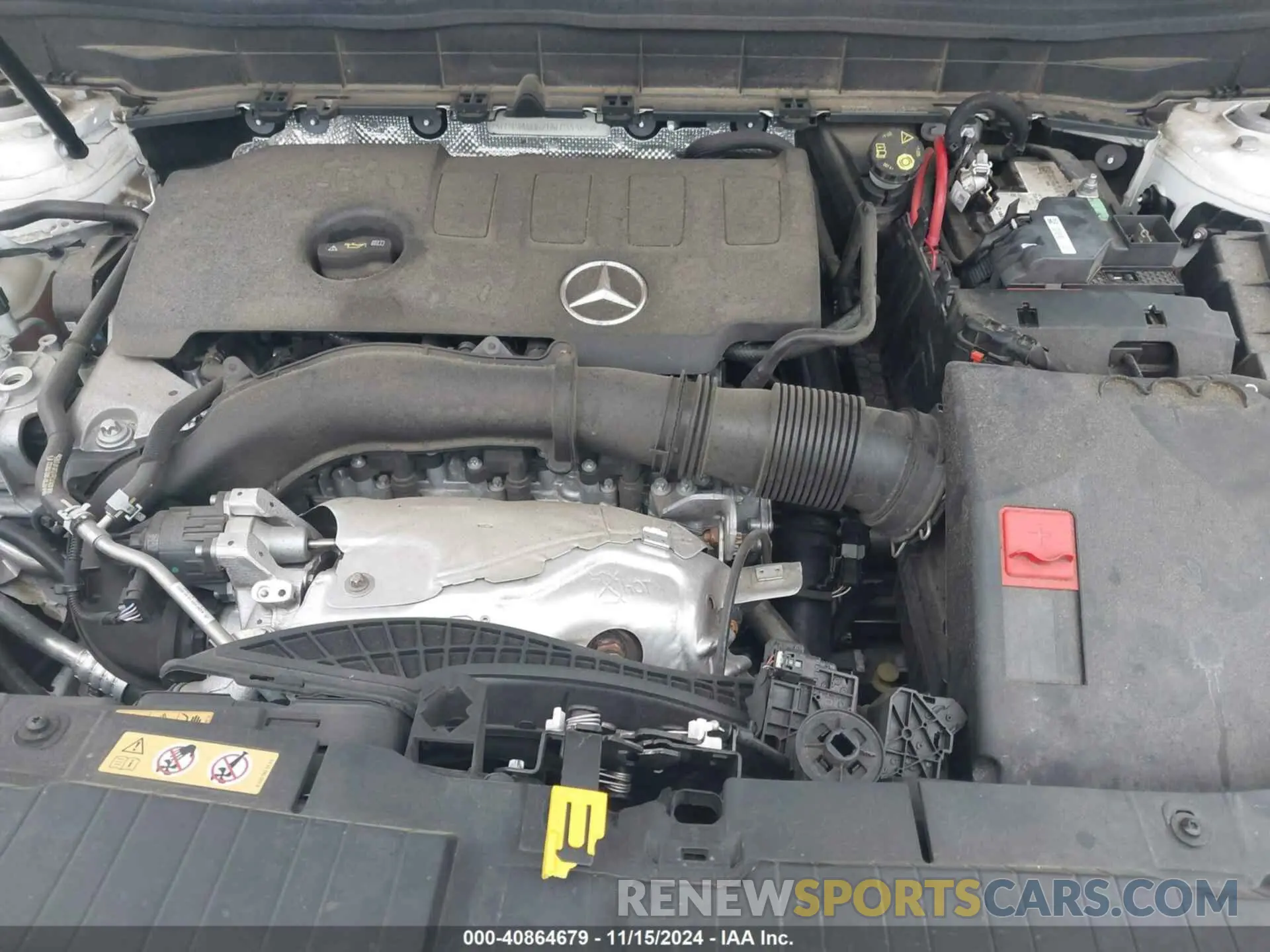 10 Photograph of a damaged car W1N4M4HB7NW184465 MERCEDES-BENZ GLB 250 2022
