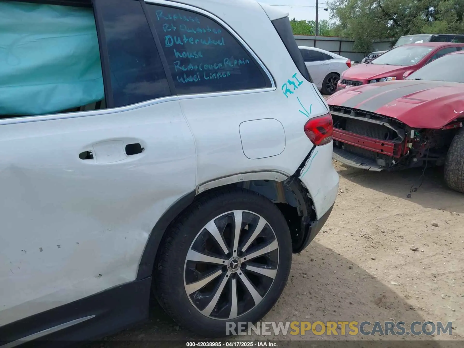 6 Photograph of a damaged car W1N4M4GB4PW298282 MERCEDES-BENZ GLB 250 2023