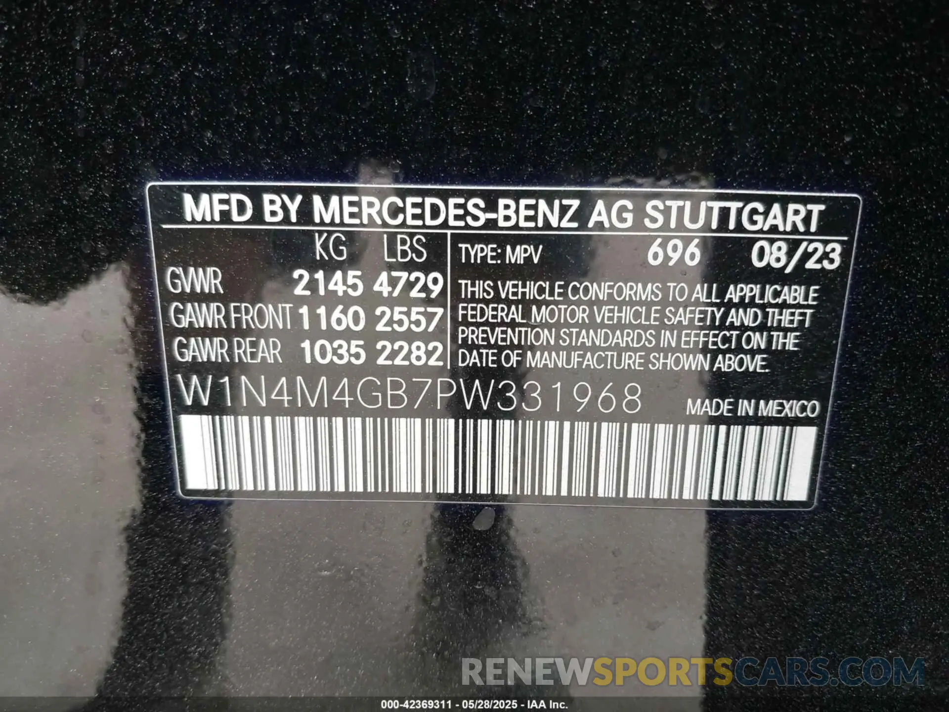 9 Photograph of a damaged car W1N4M4GB7PW331968 MERCEDES-BENZ GLB 250 2023