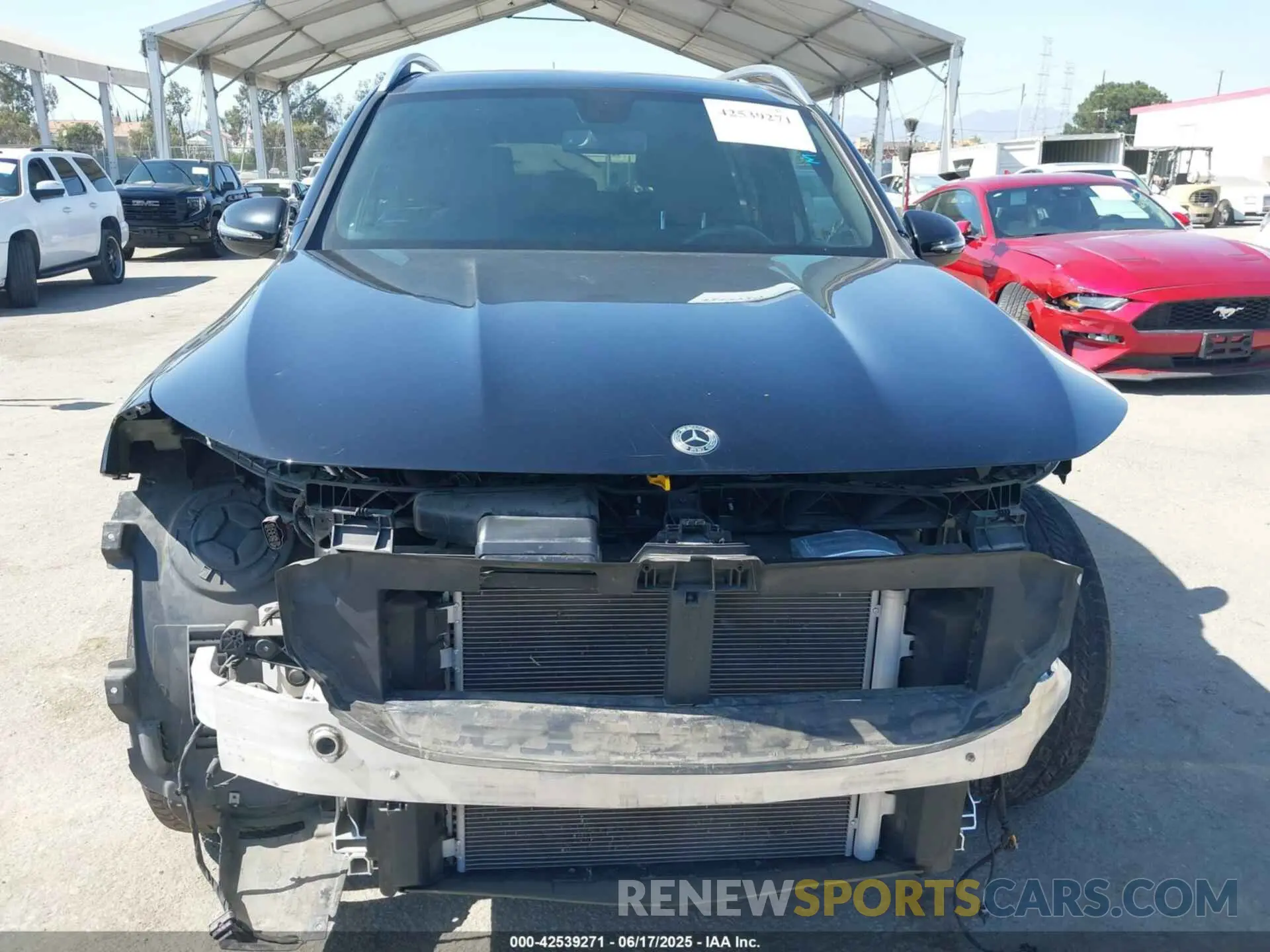 13 Photograph of a damaged car W1N4M4GB9PW273782 MERCEDES-BENZ GLB 250 2023