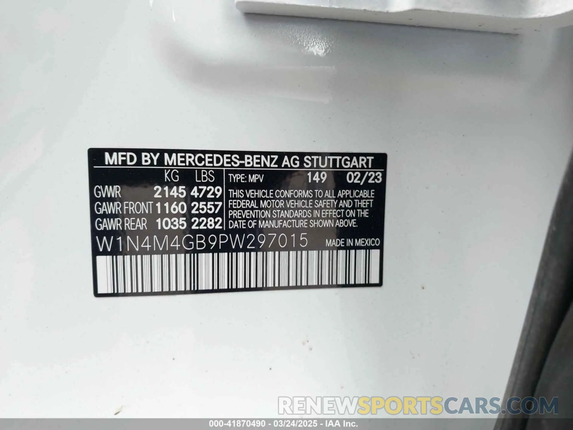 9 Photograph of a damaged car W1N4M4GB9PW297015 MERCEDES-BENZ GLB 250 2023