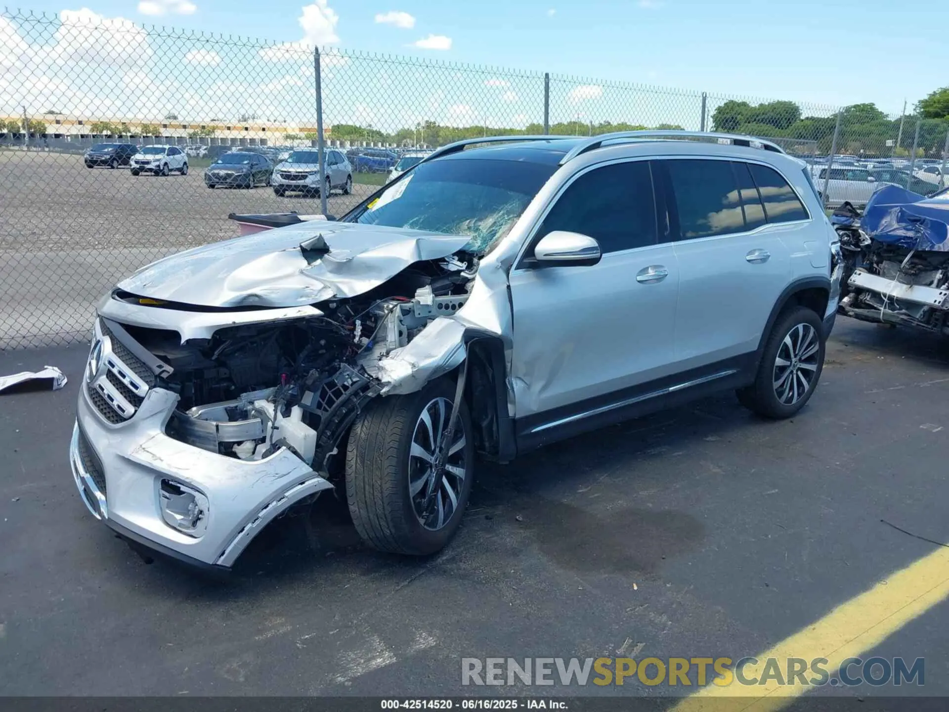 2 Photograph of a damaged car W1N4M4GB9PW328232 MERCEDES-BENZ GLB 250 2023