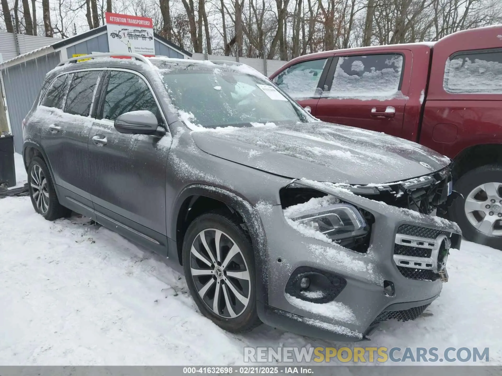 1 Photograph of a damaged car W1N4M4HB0PW321488 MERCEDES-BENZ GLB 250 2023