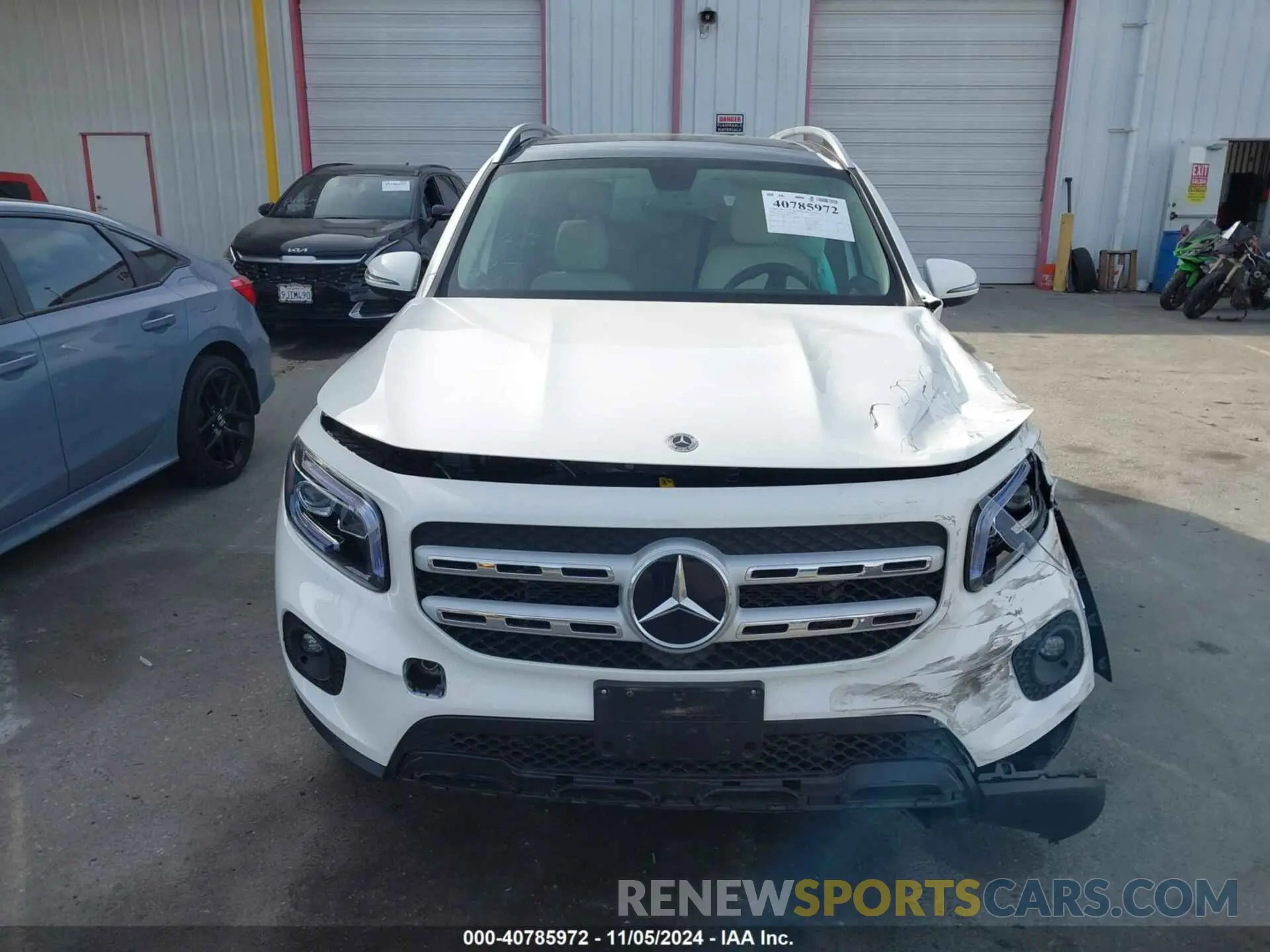 12 Photograph of a damaged car W1N4M4HB0PW331082 MERCEDES-BENZ GLB 250 2023