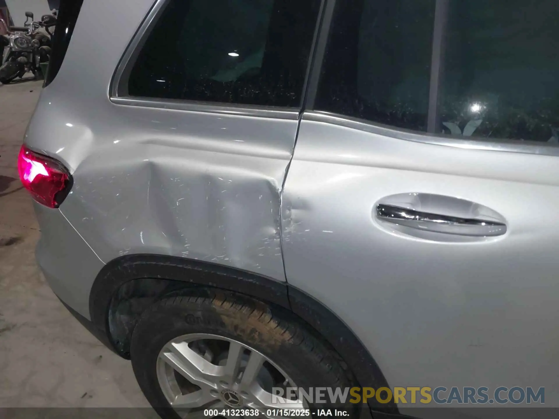 14 Photograph of a damaged car W1N4M4HB1PW331480 MERCEDES-BENZ GLB 250 2023