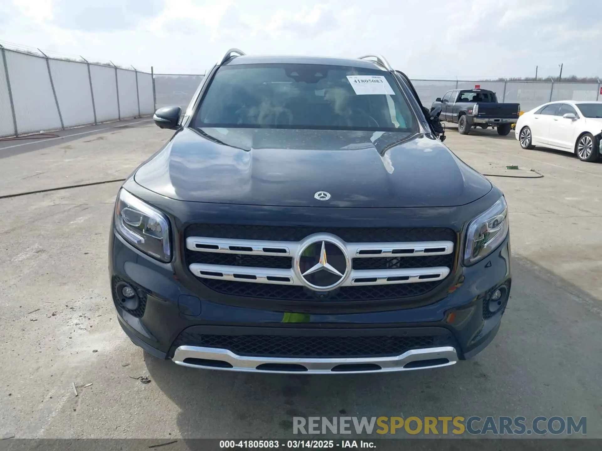 13 Photograph of a damaged car W1N4M4HB5PW303147 MERCEDES-BENZ GLB 250 2023