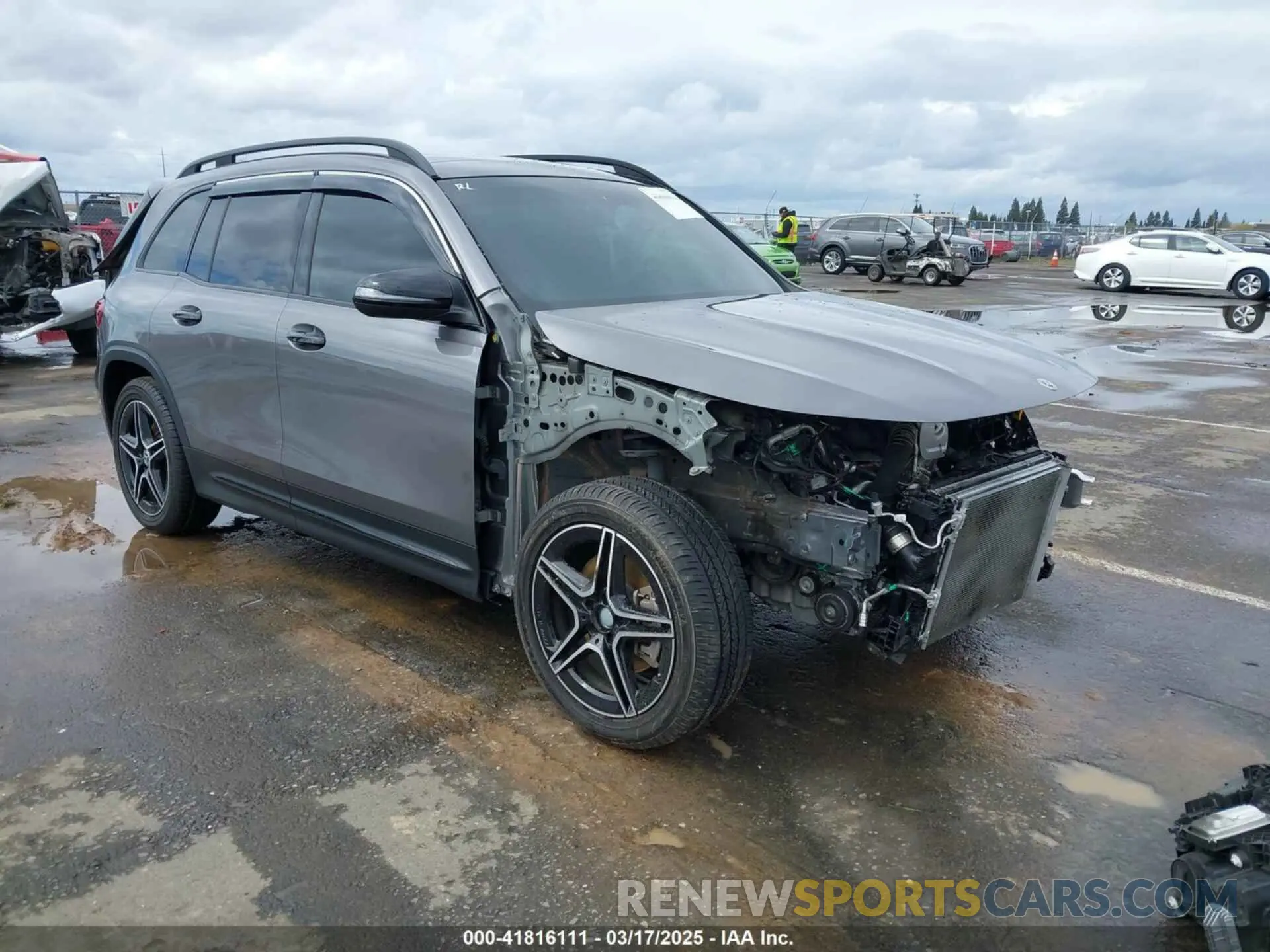 1 Photograph of a damaged car W1N4M4HB7PW264075 MERCEDES-BENZ GLB 250 2023