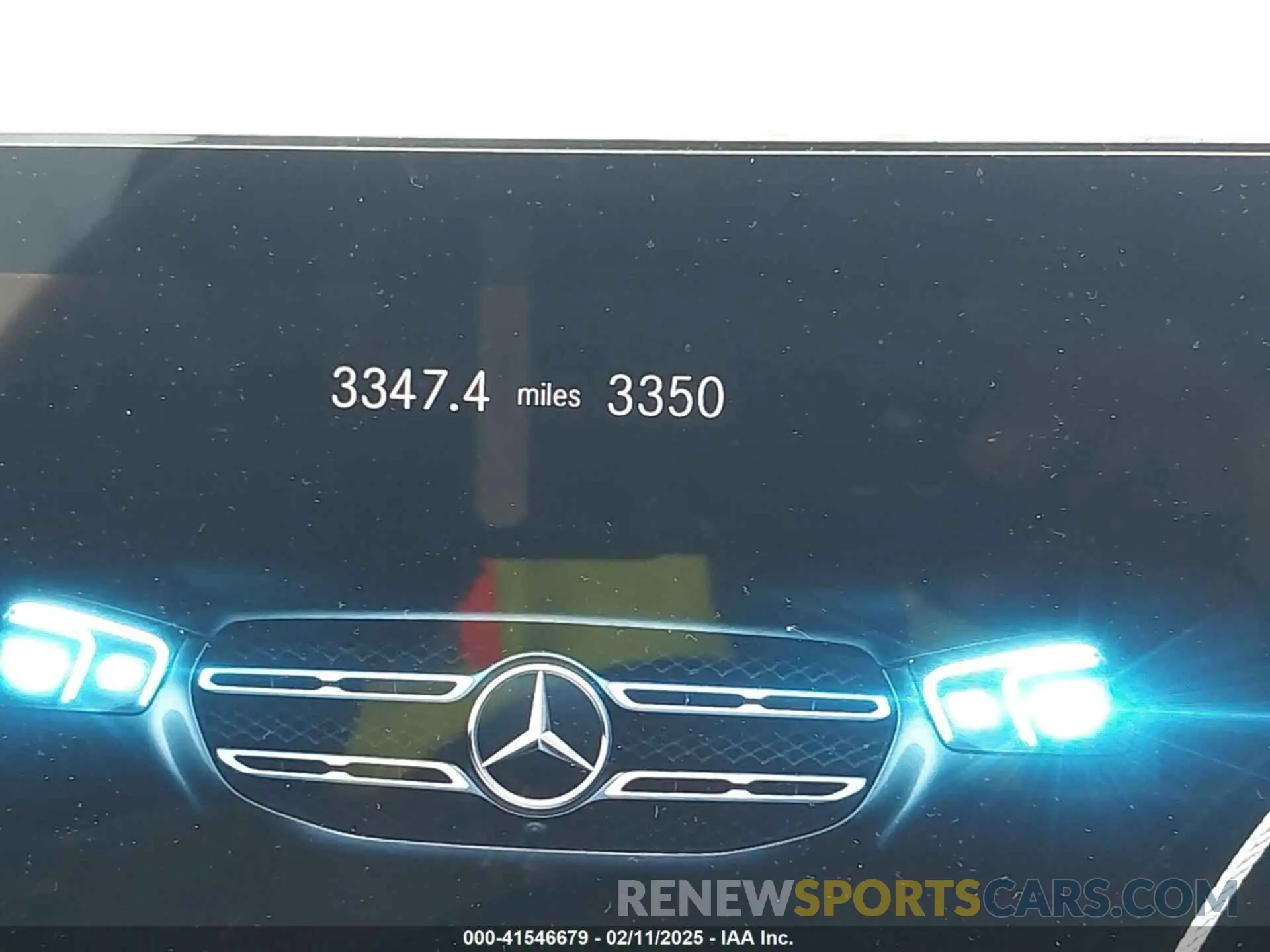 16 Photograph of a damaged car W1N4M4HBXPW335897 MERCEDES-BENZ GLB 250 2023
