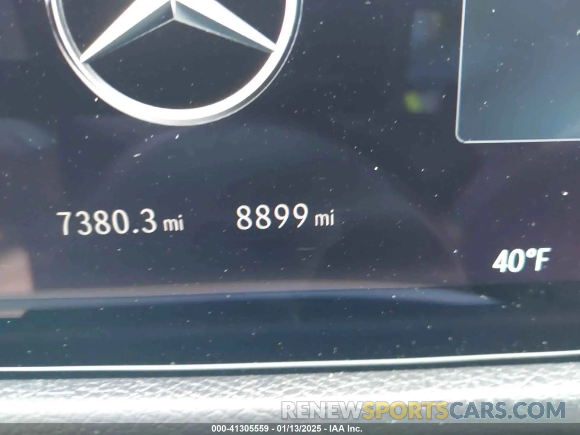 15 Photograph of a damaged car W1N4M4GB2RW350866 MERCEDES-BENZ GLB 250 2024