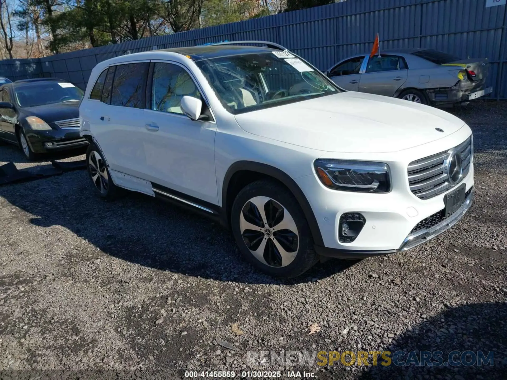 1 Photograph of a damaged car W1N4M4HB7RW351770 MERCEDES-BENZ GLB 250 2024