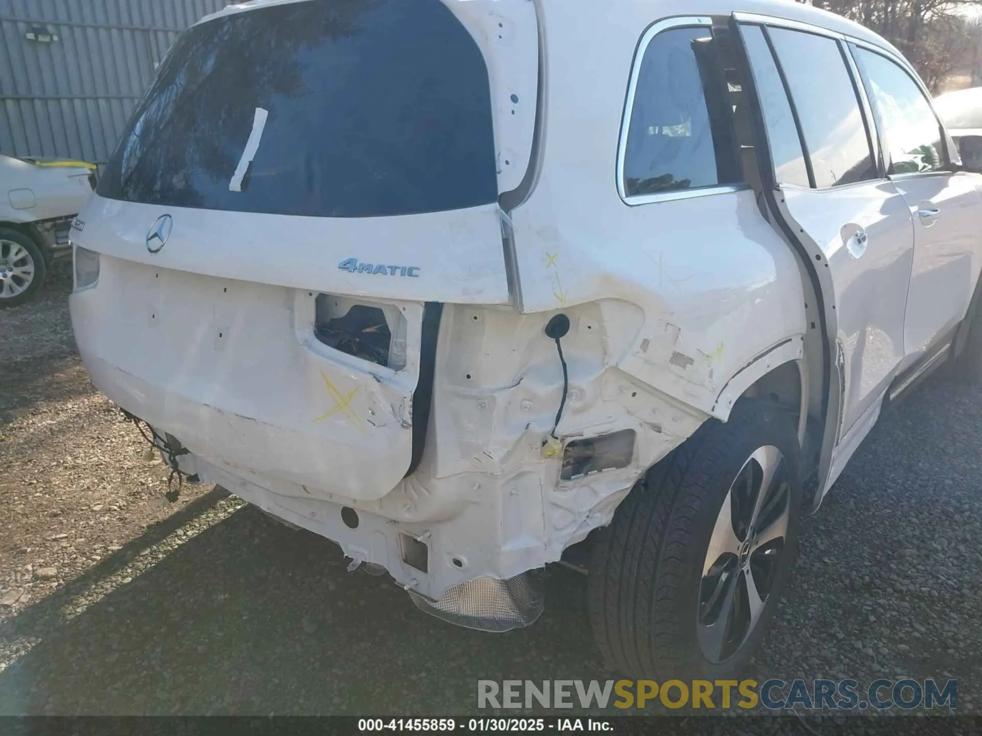 6 Photograph of a damaged car W1N4M4HB7RW351770 MERCEDES-BENZ GLB 250 2024