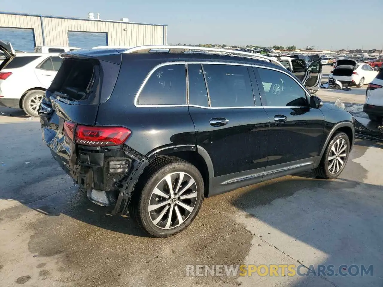 3 Photograph of a damaged car W1N4M4GB2LW046007 MERCEDES-BENZ GLB-CLASS 2020